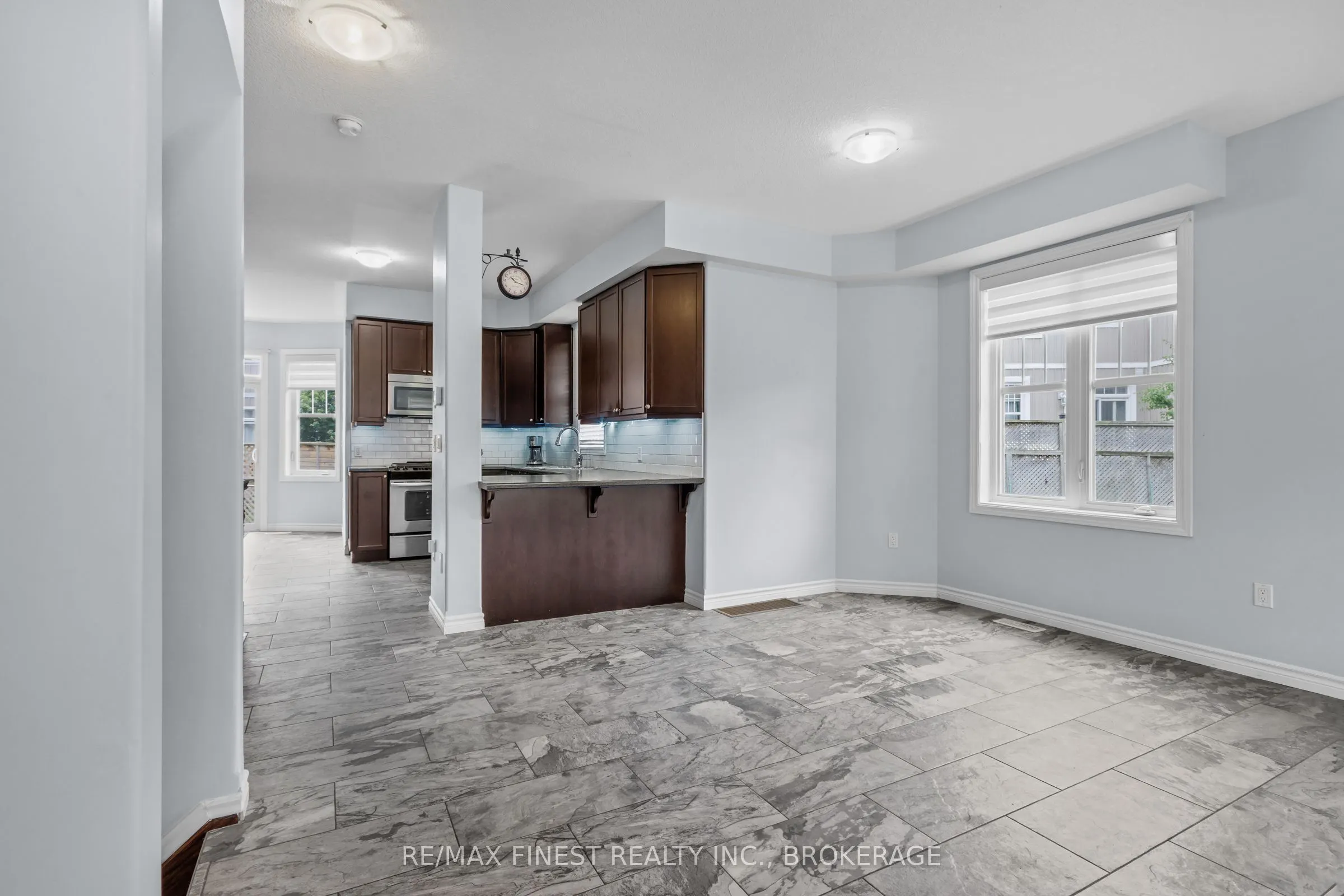 893 Ascot Lane