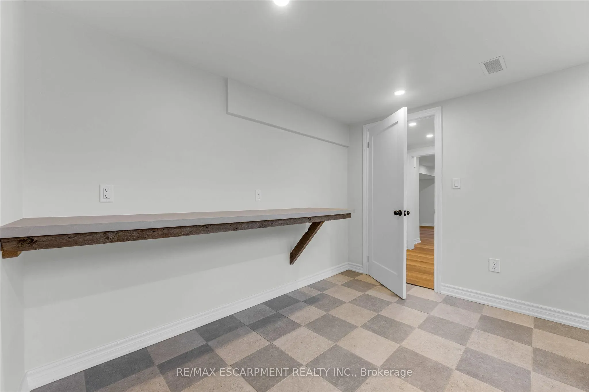 698 Concession 6 Road