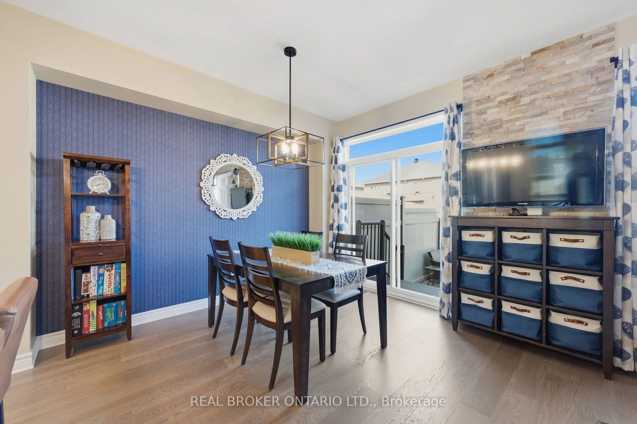 2221 Angelica Avenue