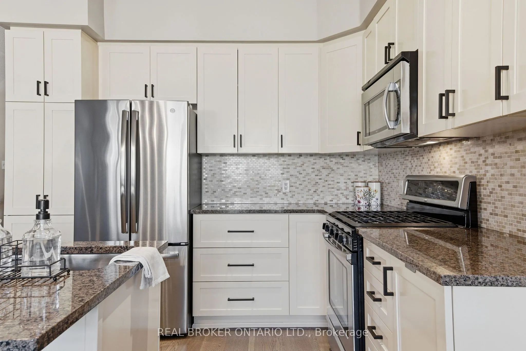 2221 Angelica Avenue
