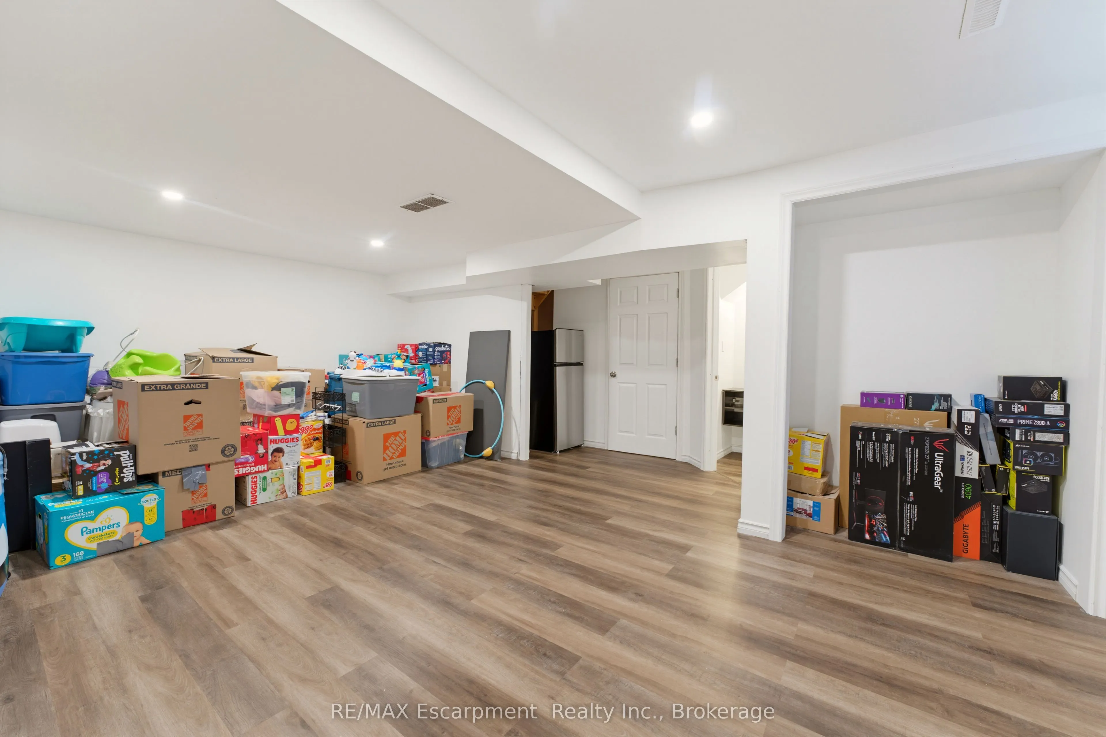 62 Potters Way