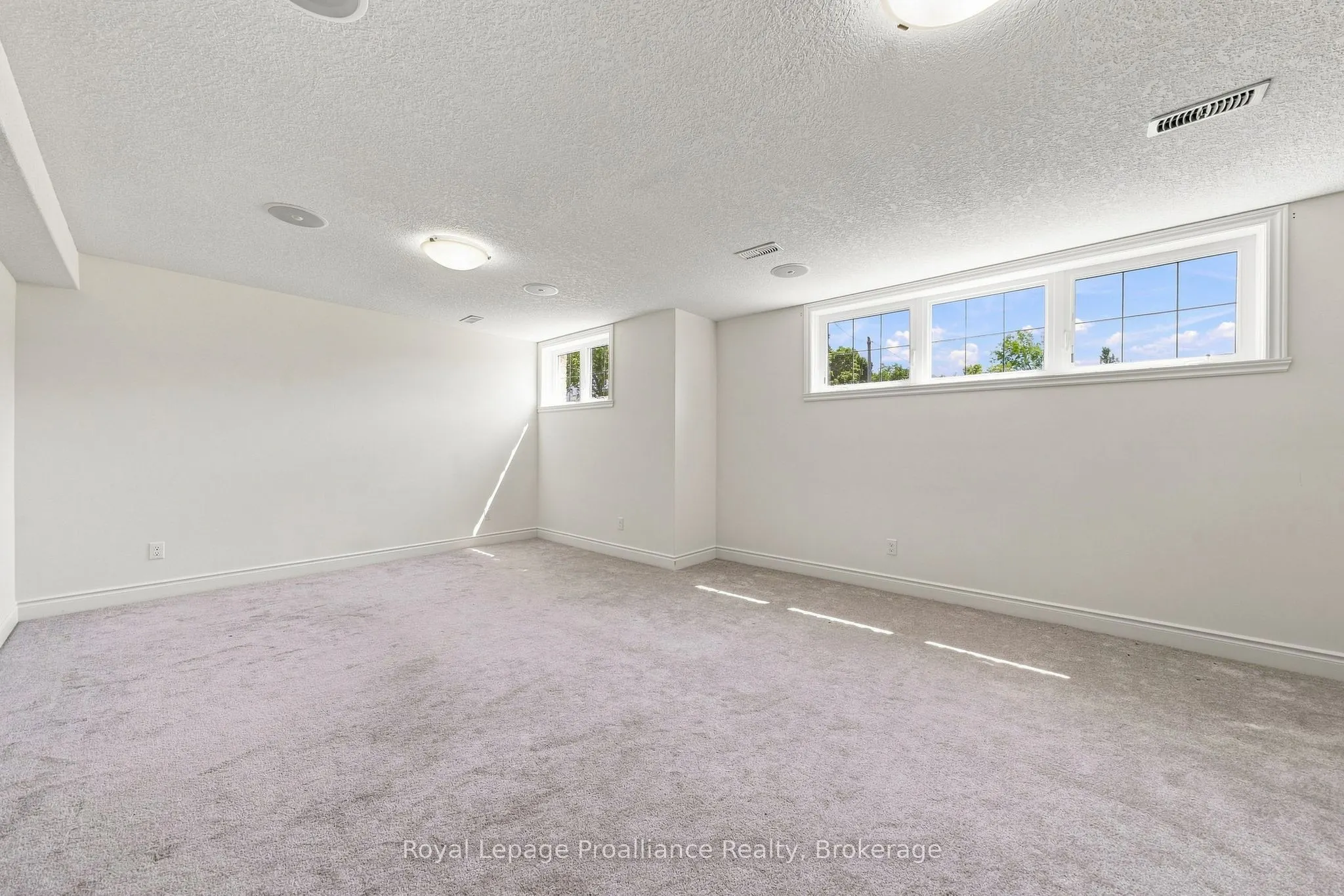 63 Freedom Crescent
