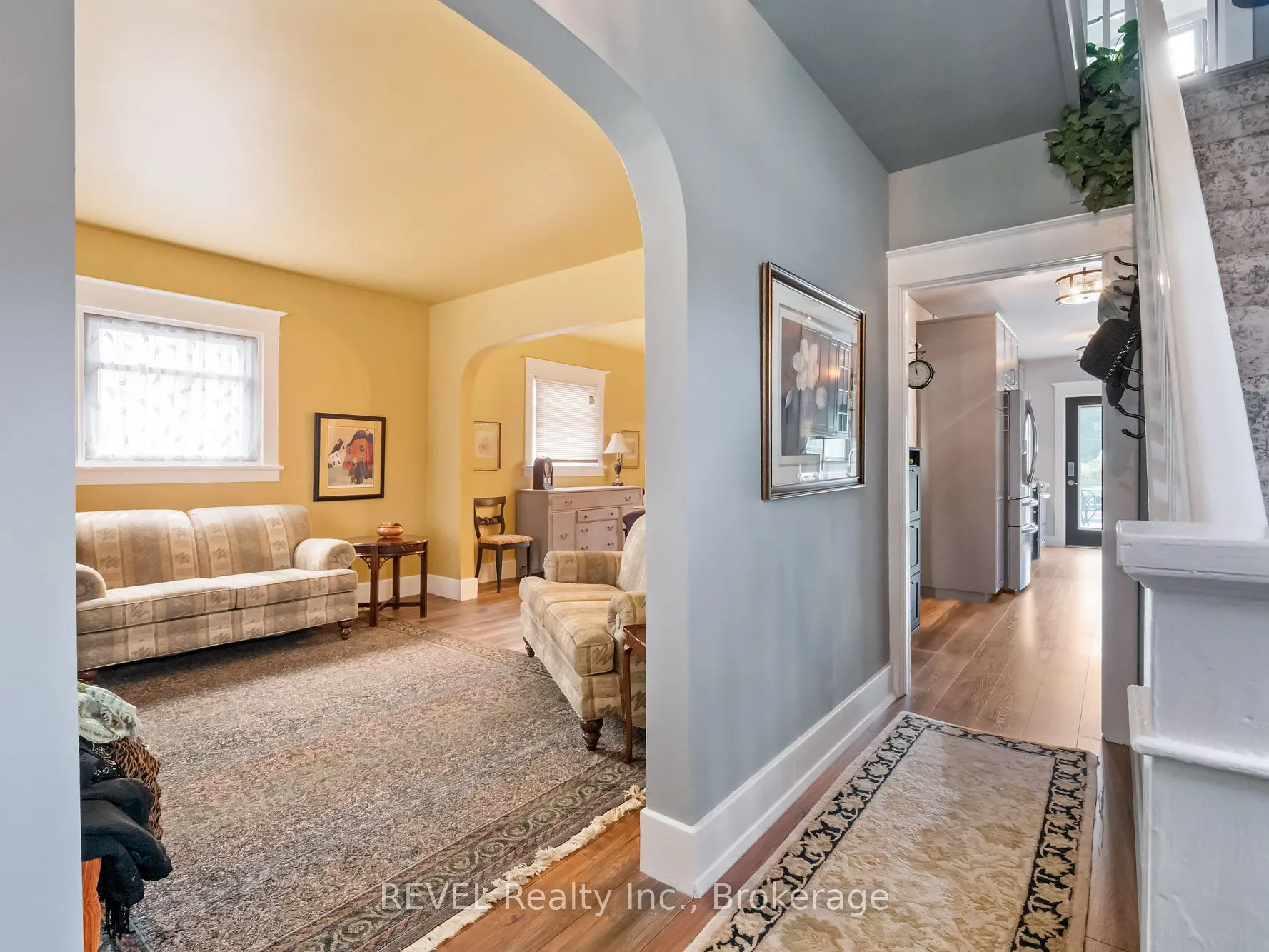 259 Dufferin Street