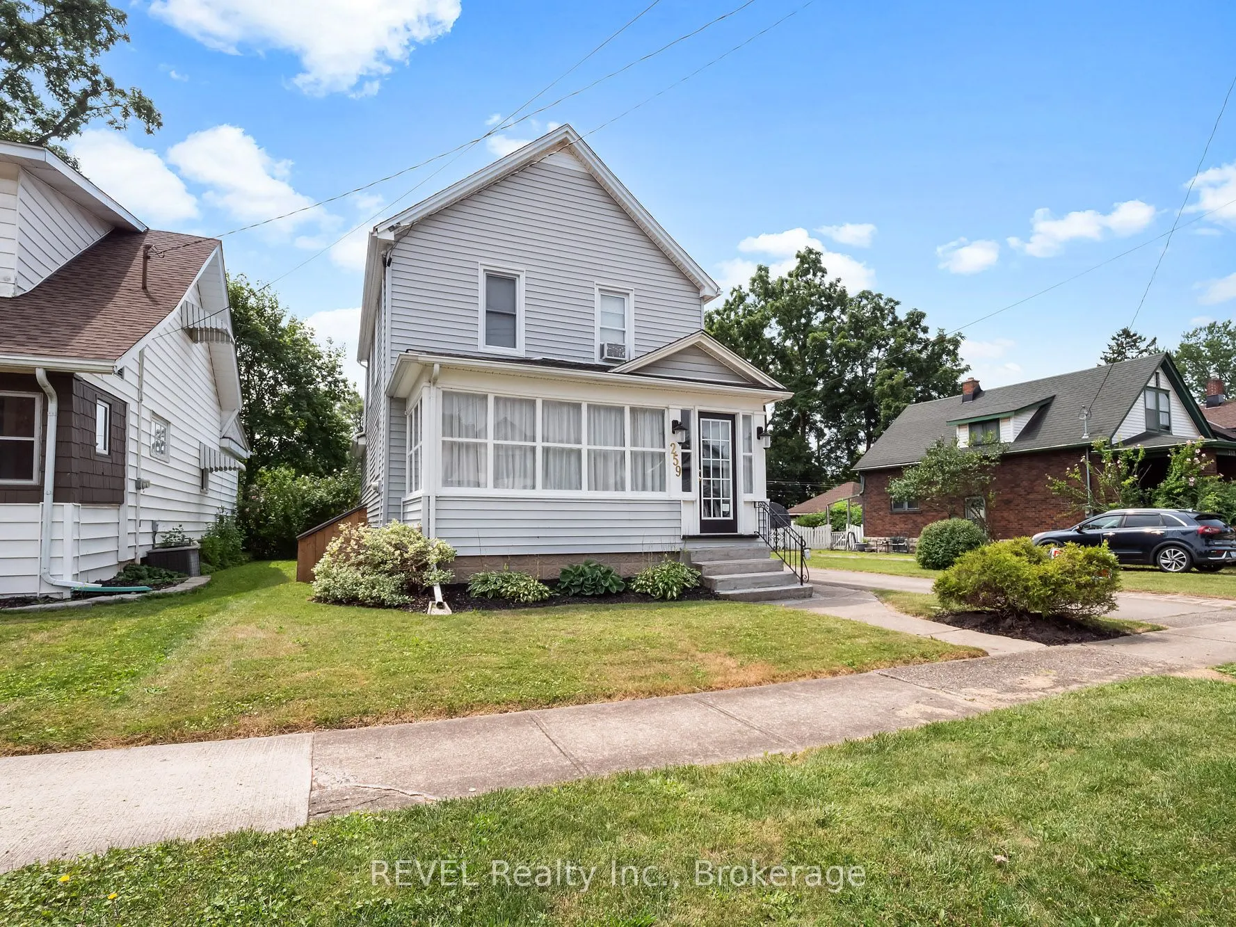 259 Dufferin Street