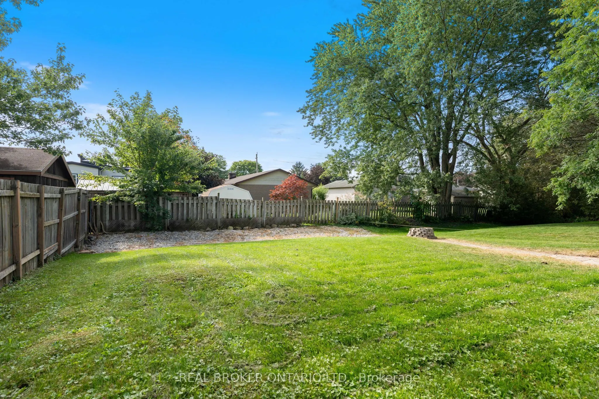 31 BECKETT Boulevard