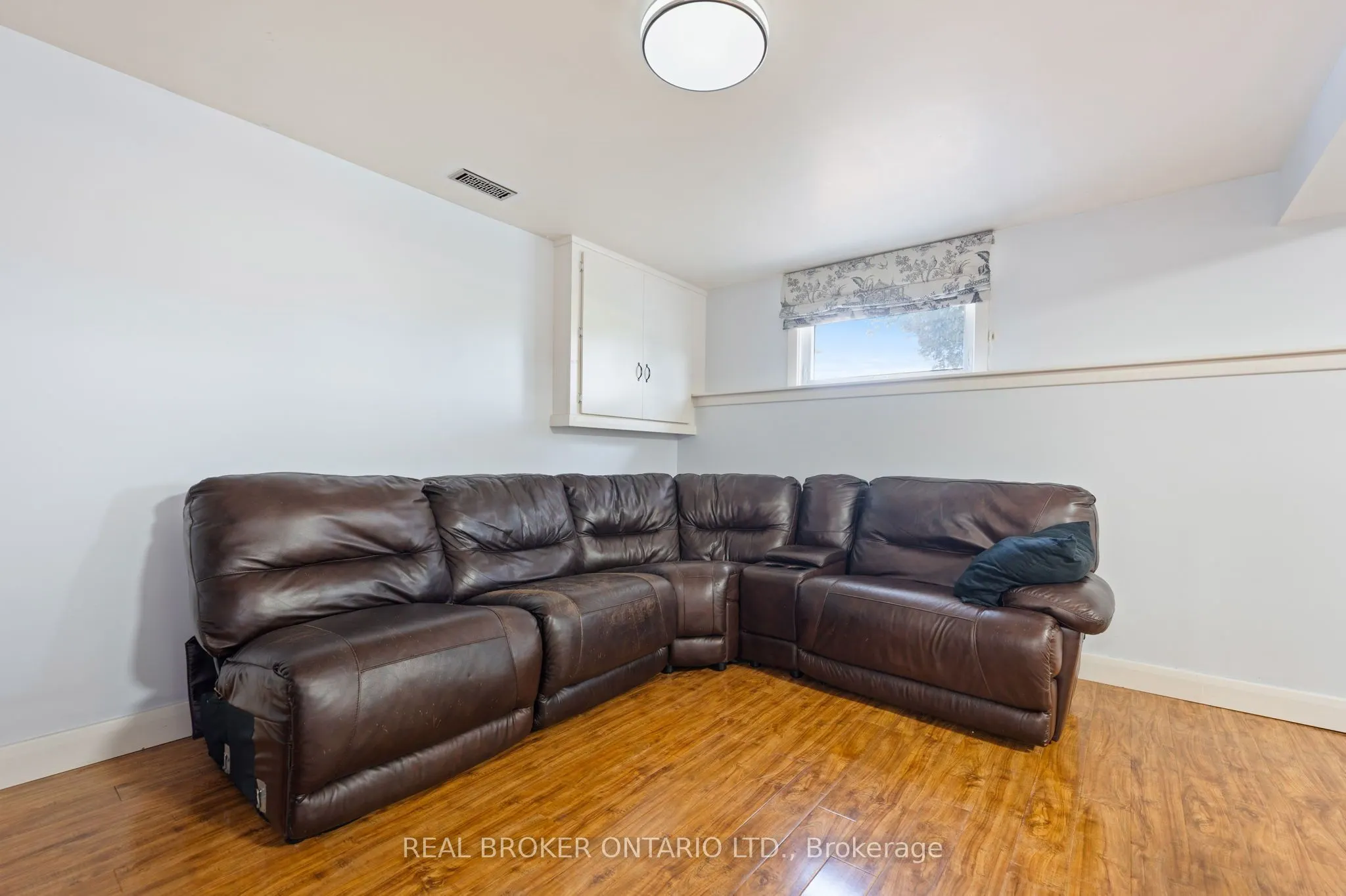 31 BECKETT Boulevard