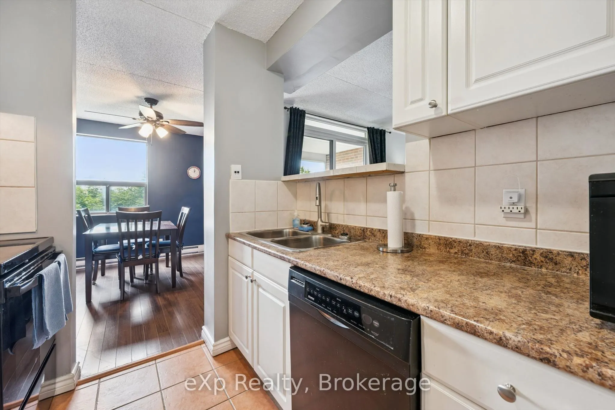 65 Silvercreek Parkway N #404