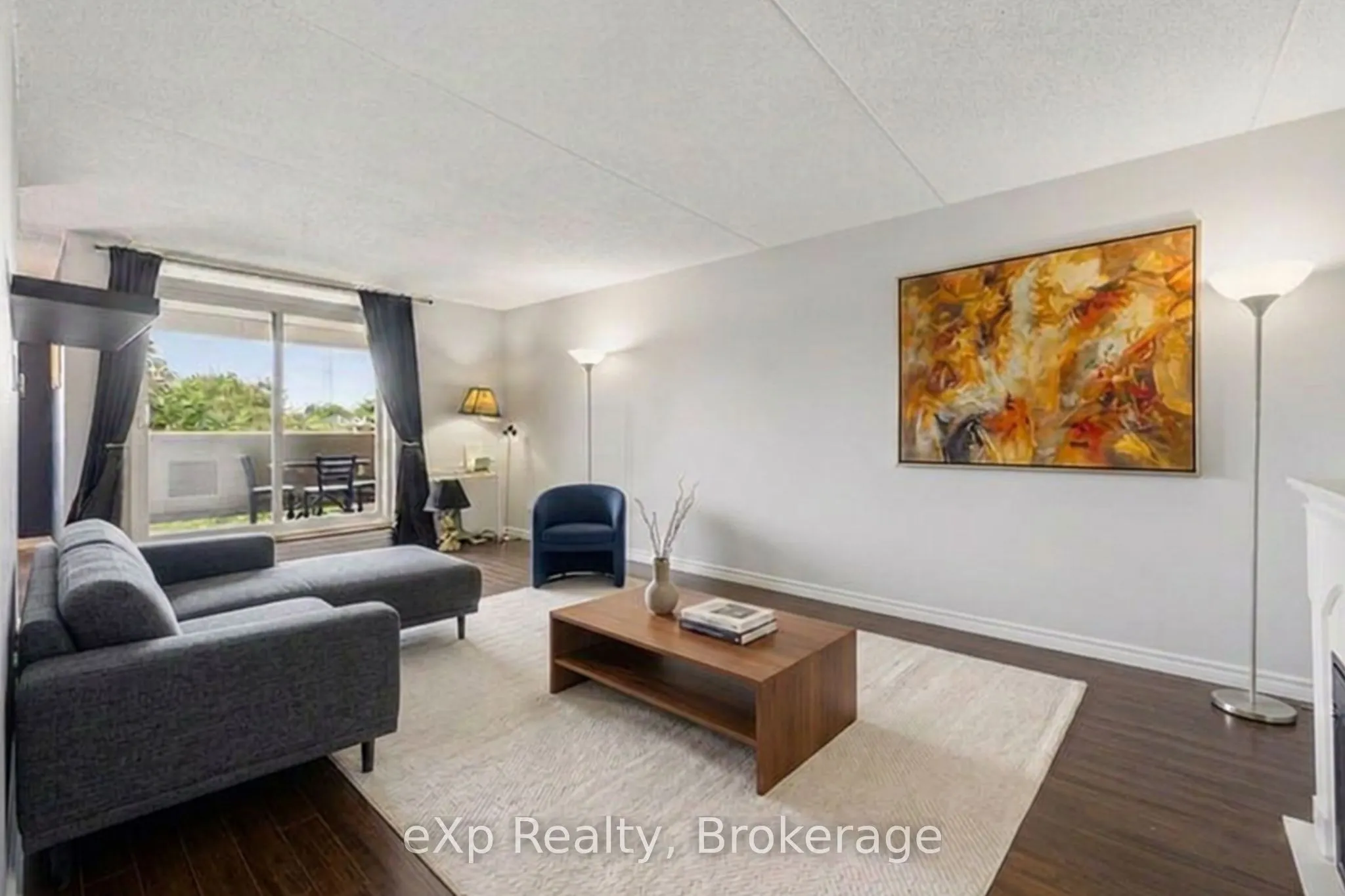 65 Silvercreek Parkway N #404