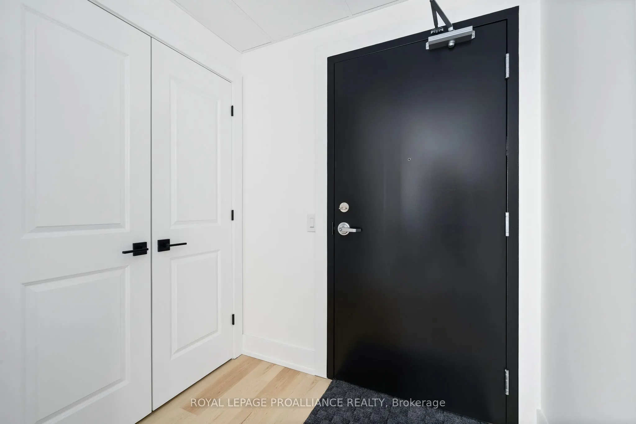 941 Charles Wilson Parkway #301