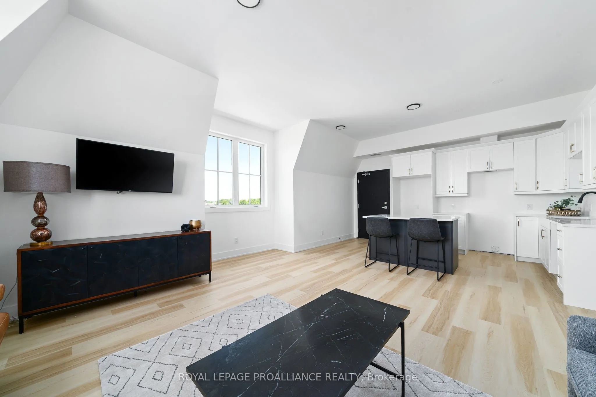 941 Charles Wilson Parkway #301