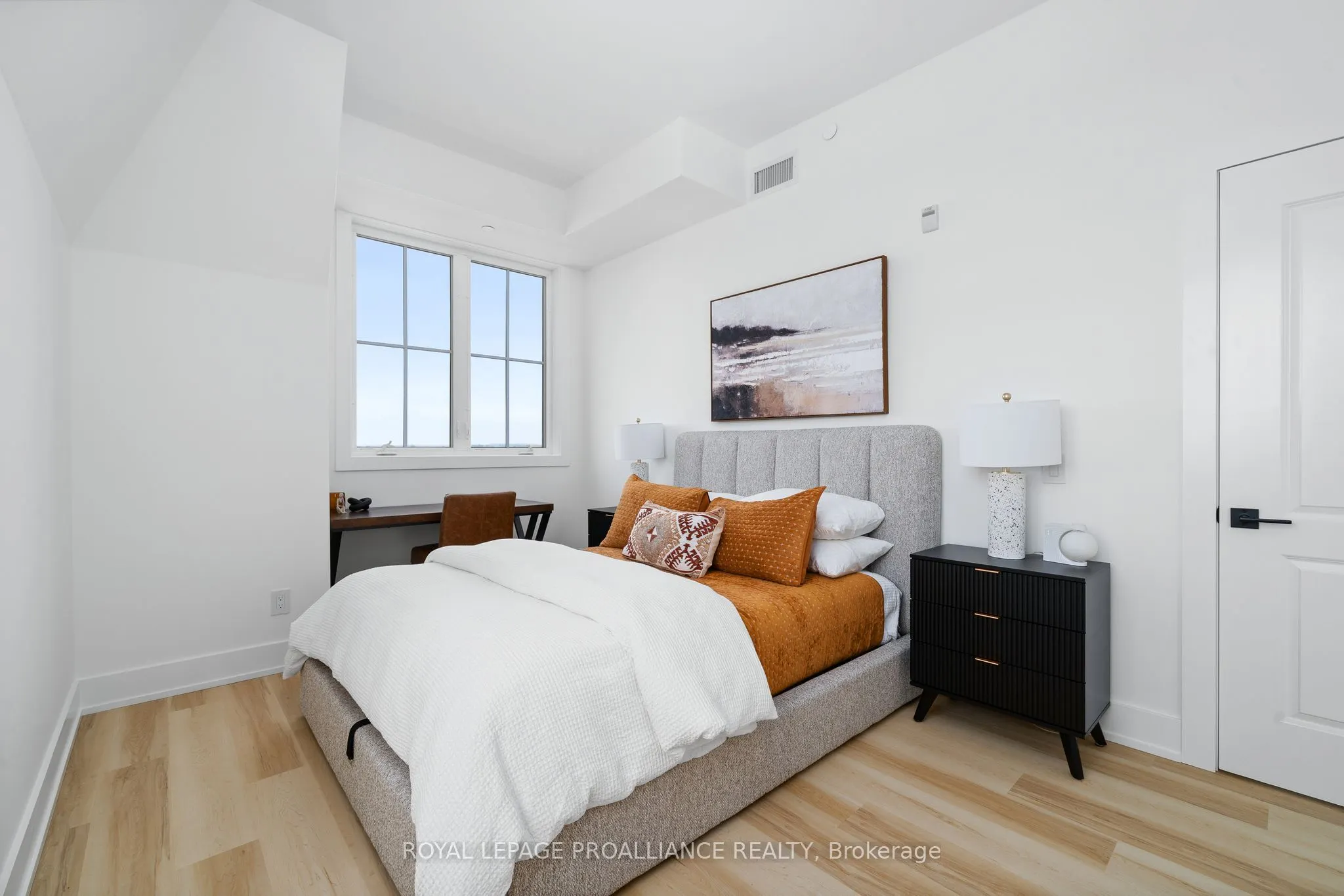 941 Charles Wilson Parkway #301