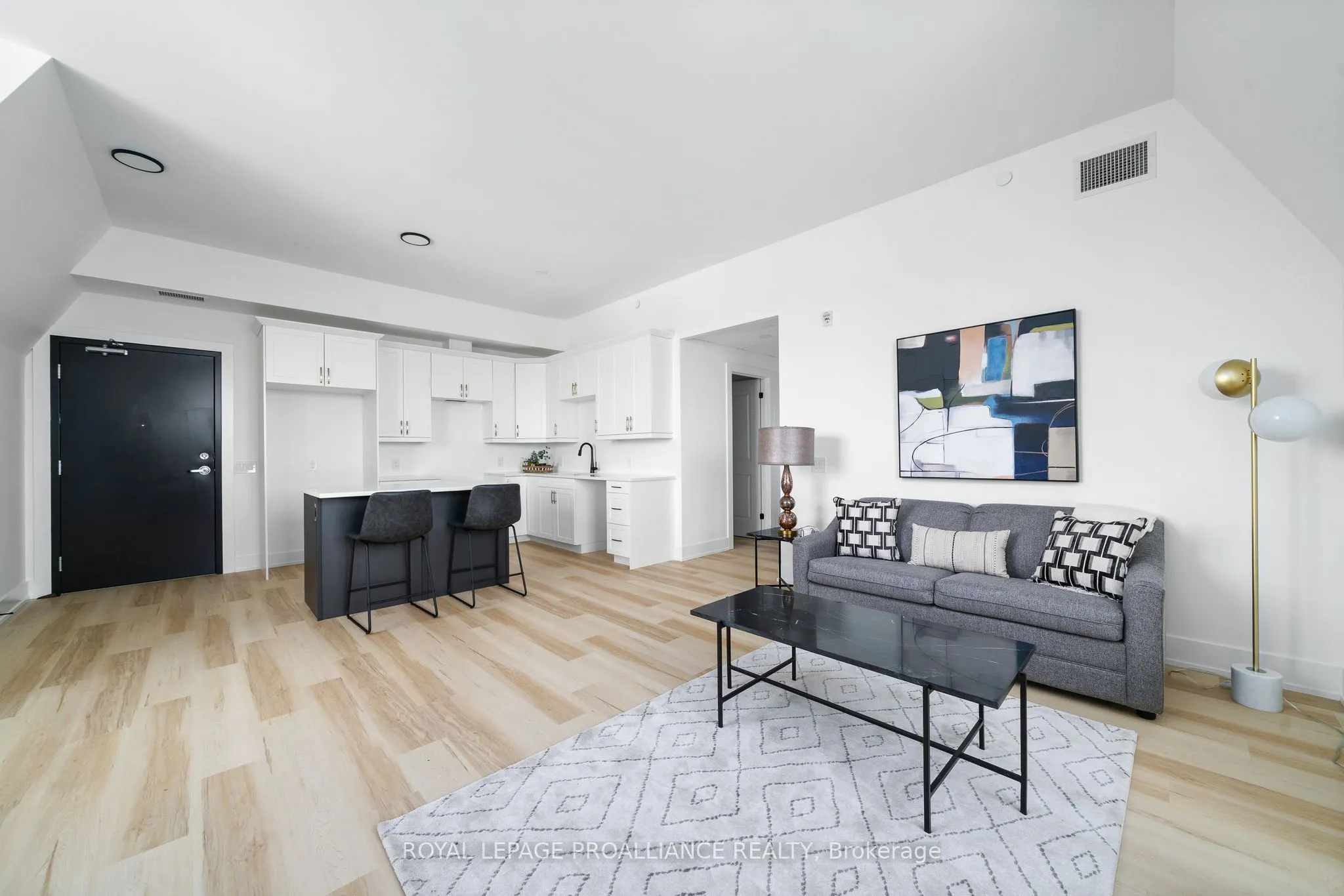 941 Charles Wilson Parkway #301