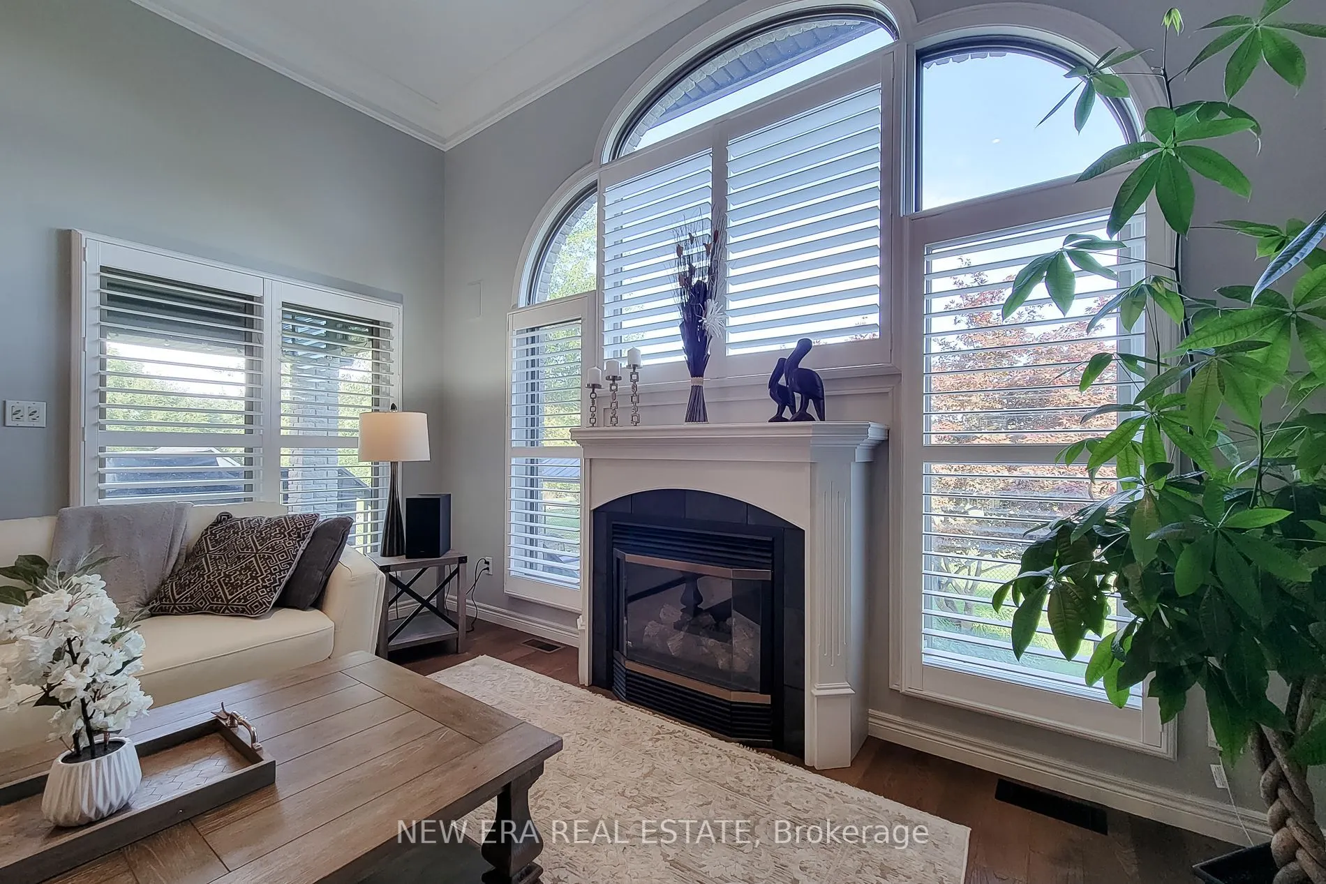 24 Carmichael Crescent