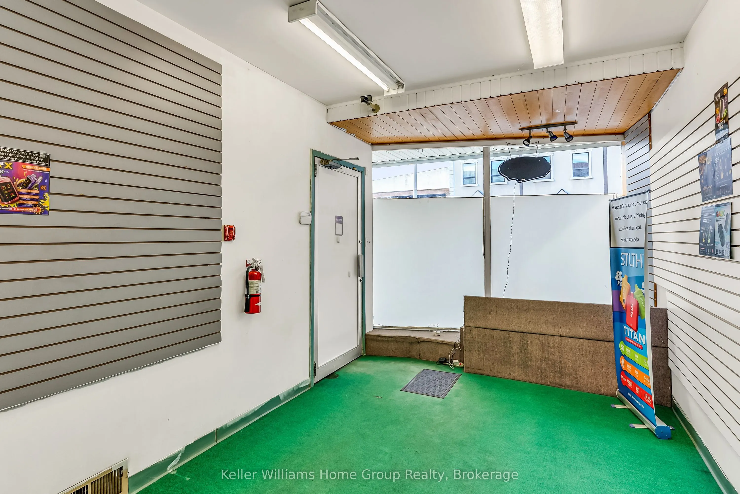 49 Cork Street E