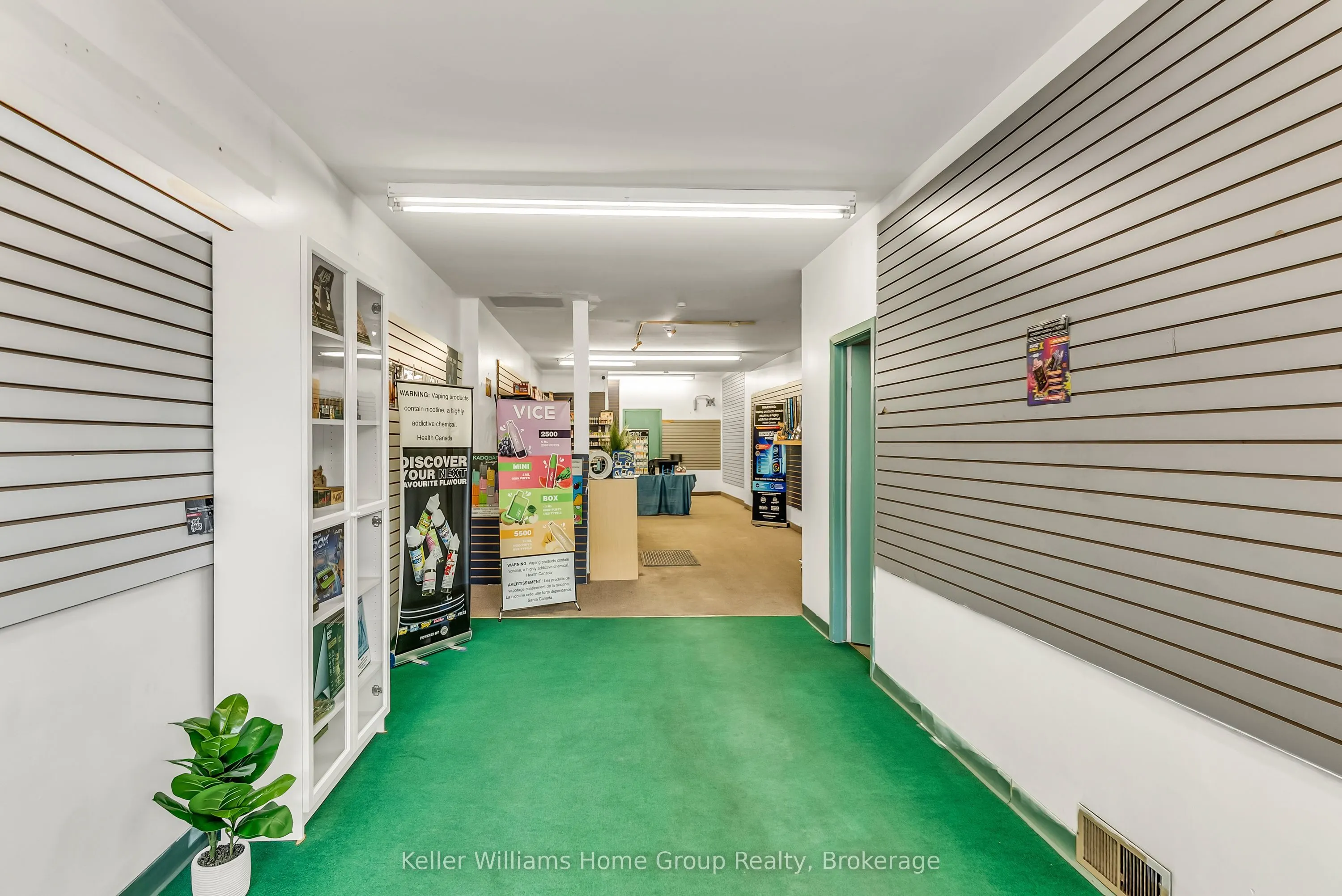 49 Cork Street E
