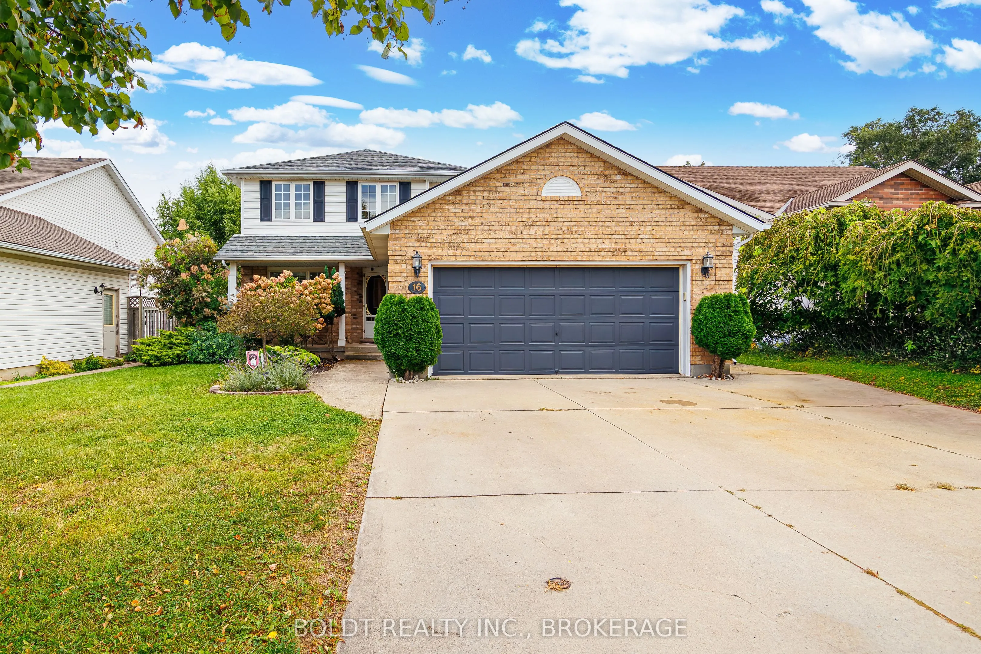 16 Westbury Drive