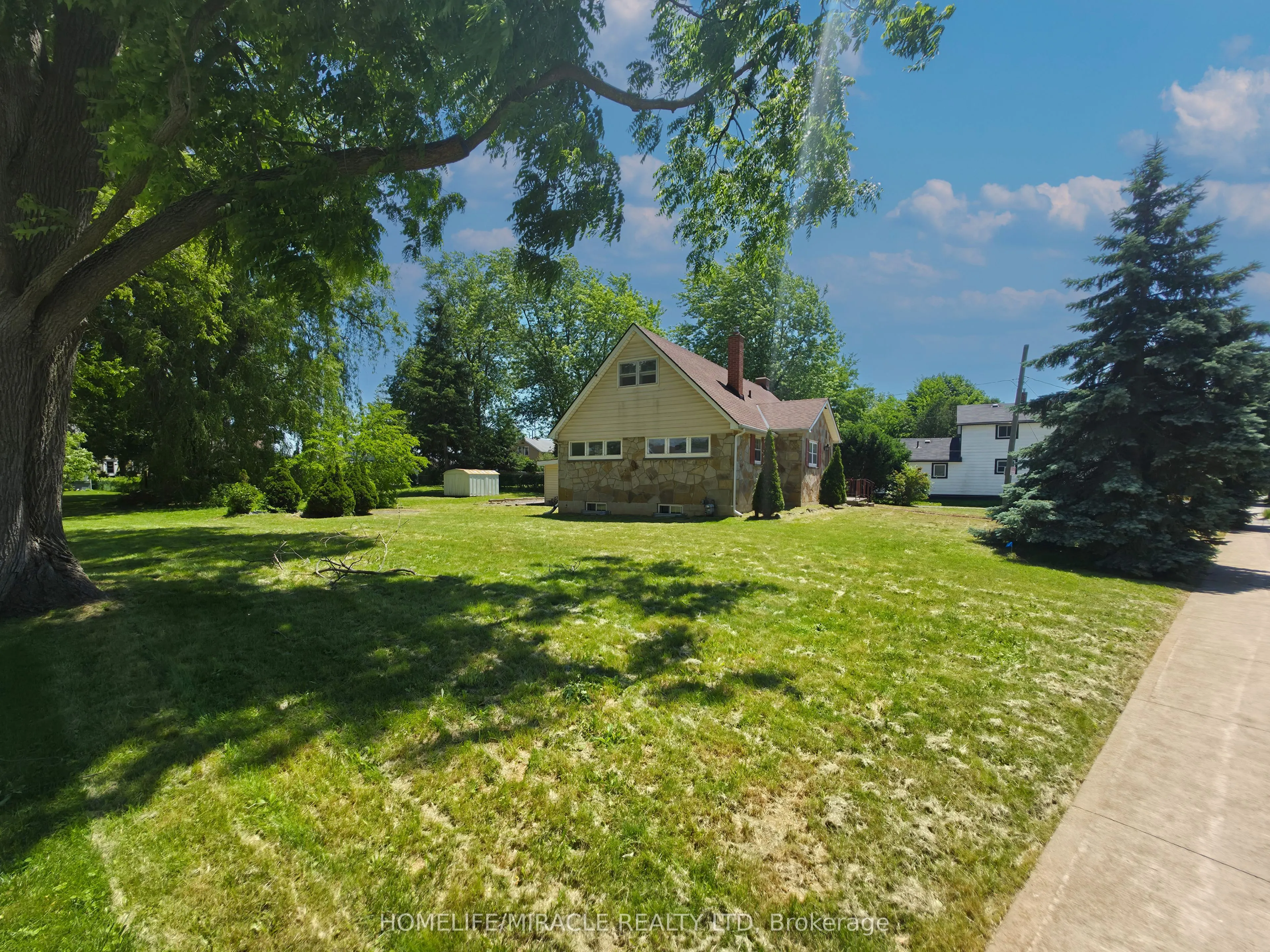 17 Goderich Street
