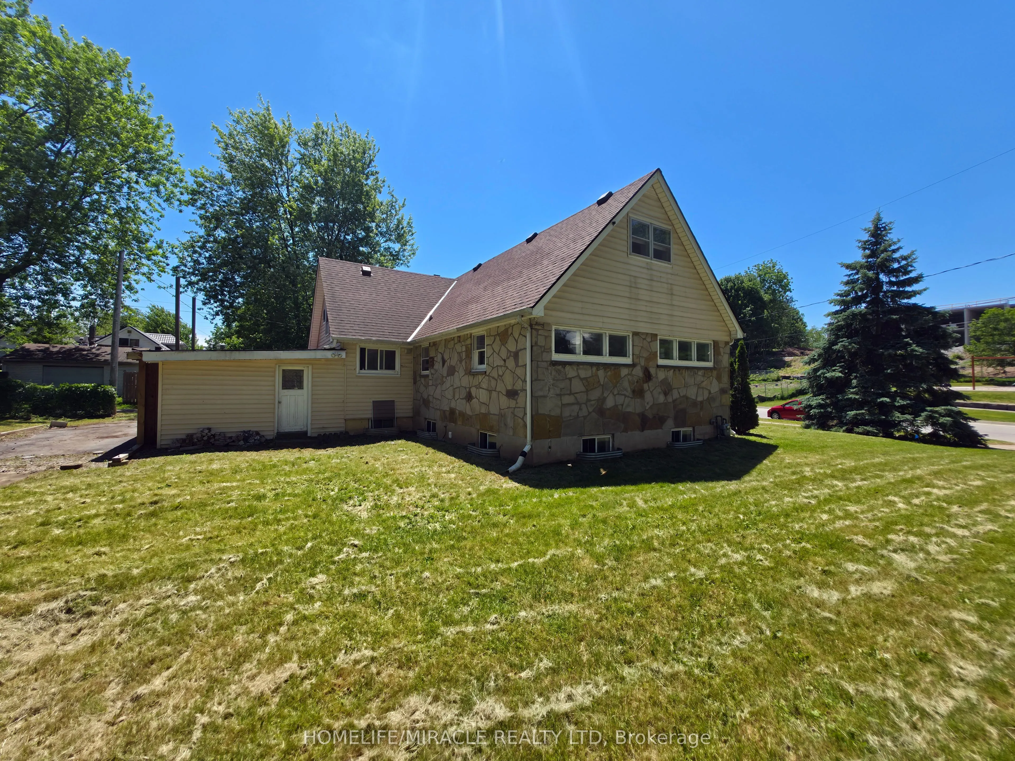 17 Goderich Street