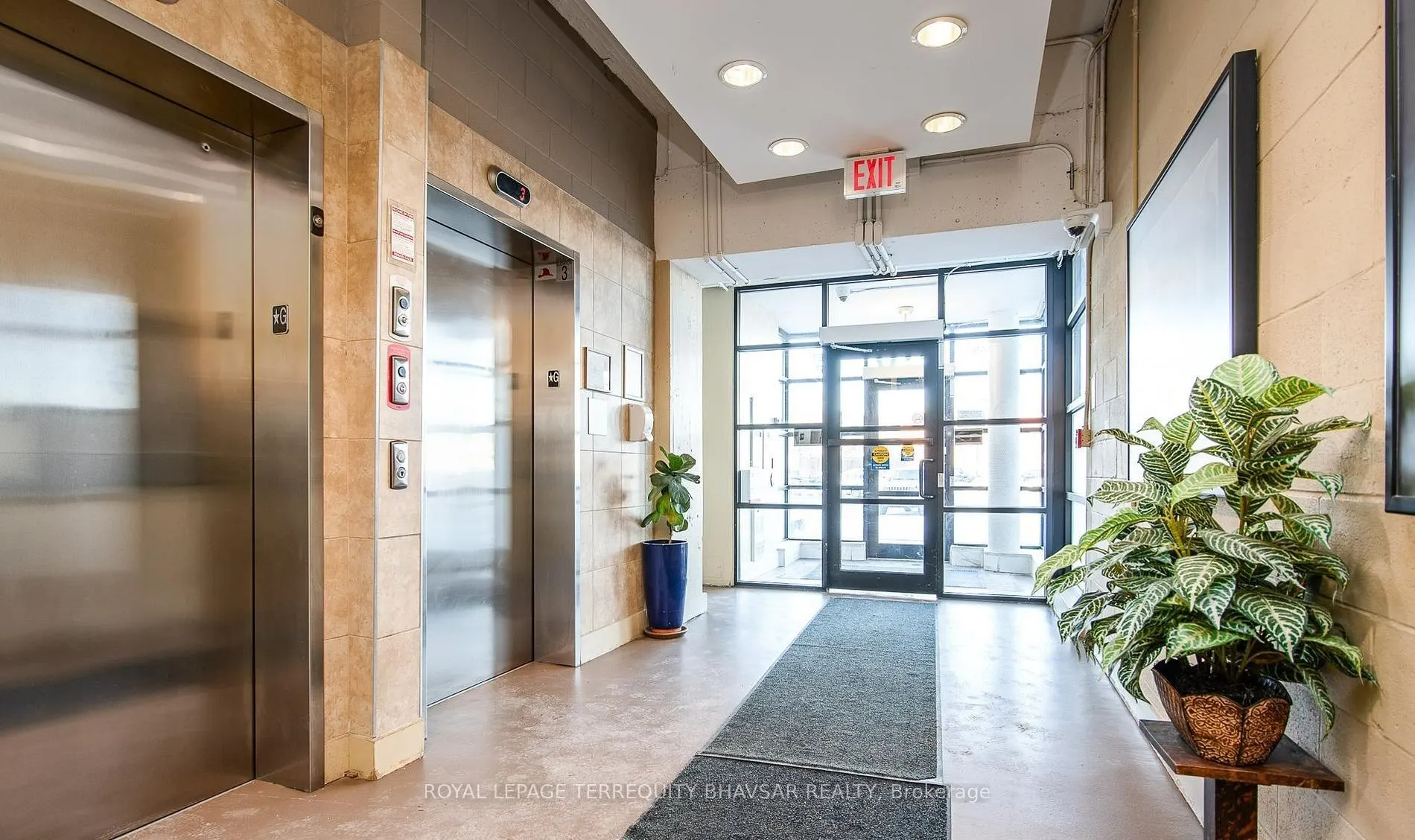 410 King Street W #505