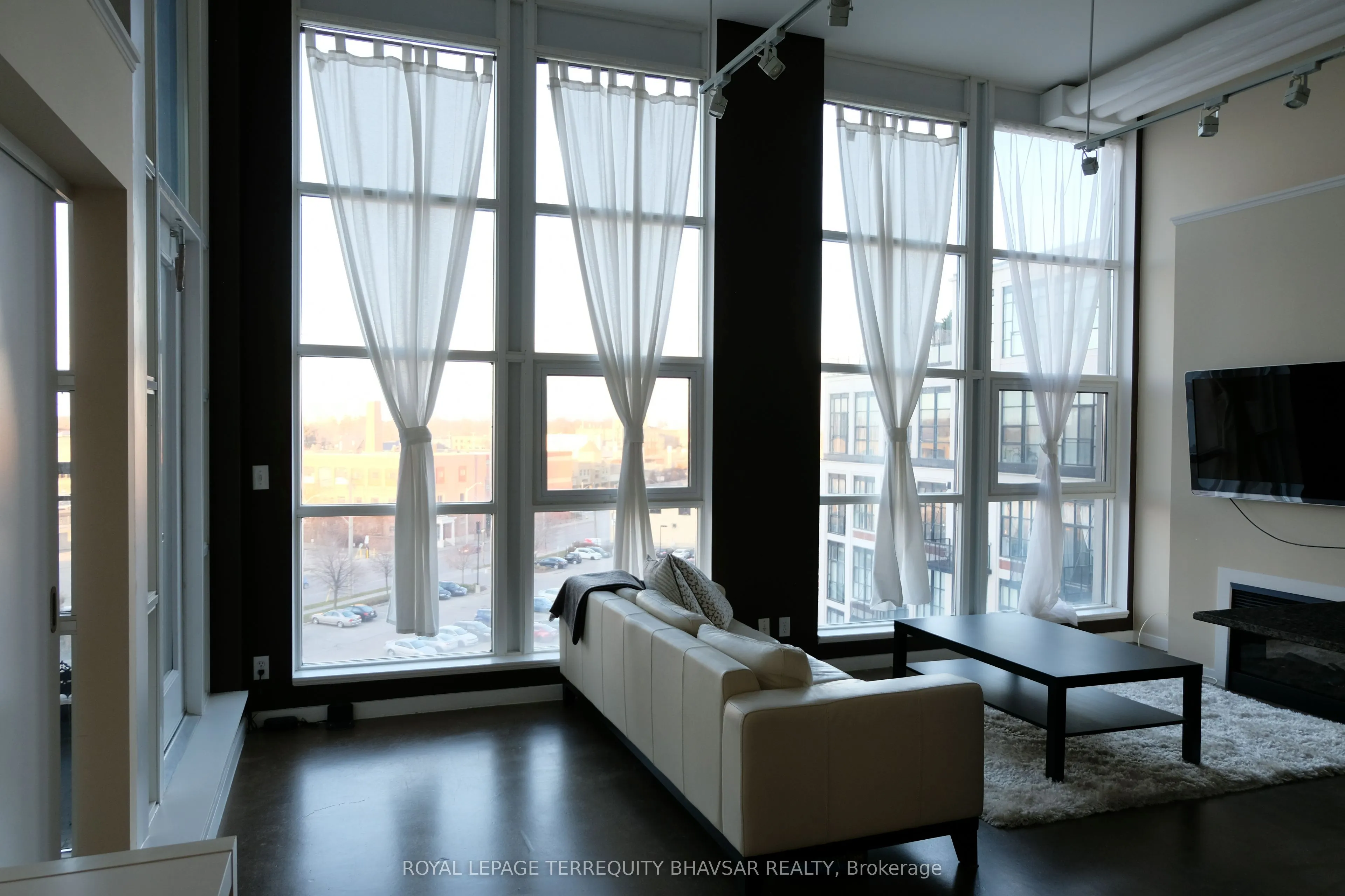 410 King Street W #505