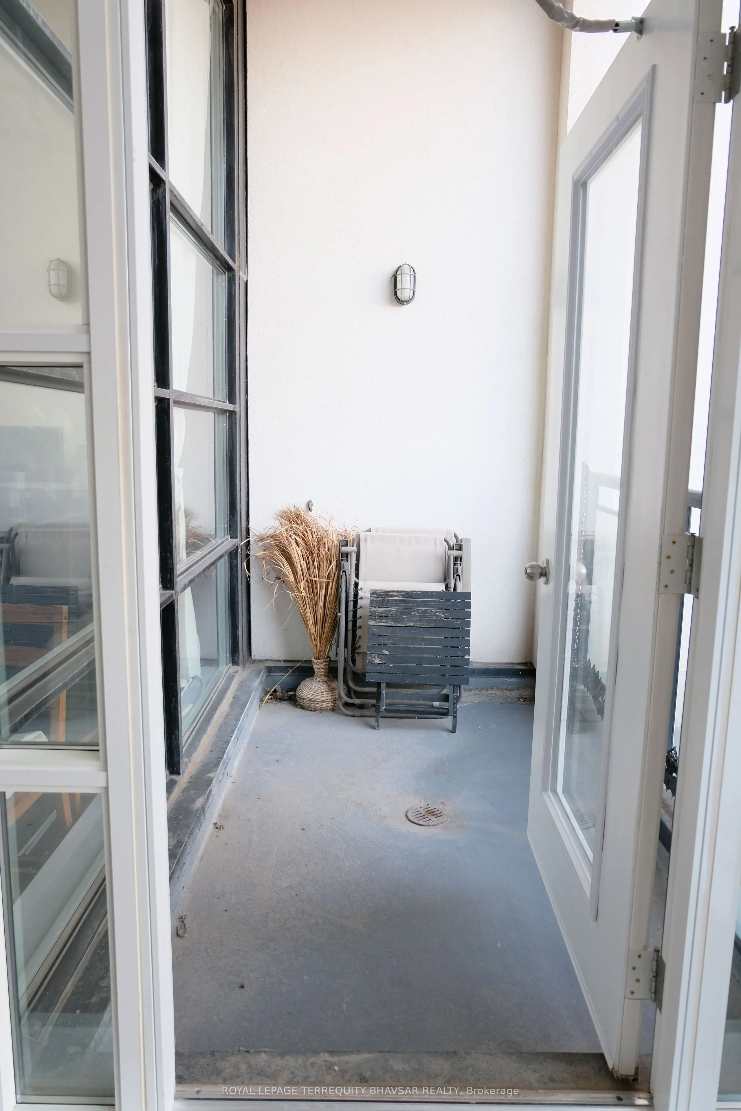 410 King Street W #505