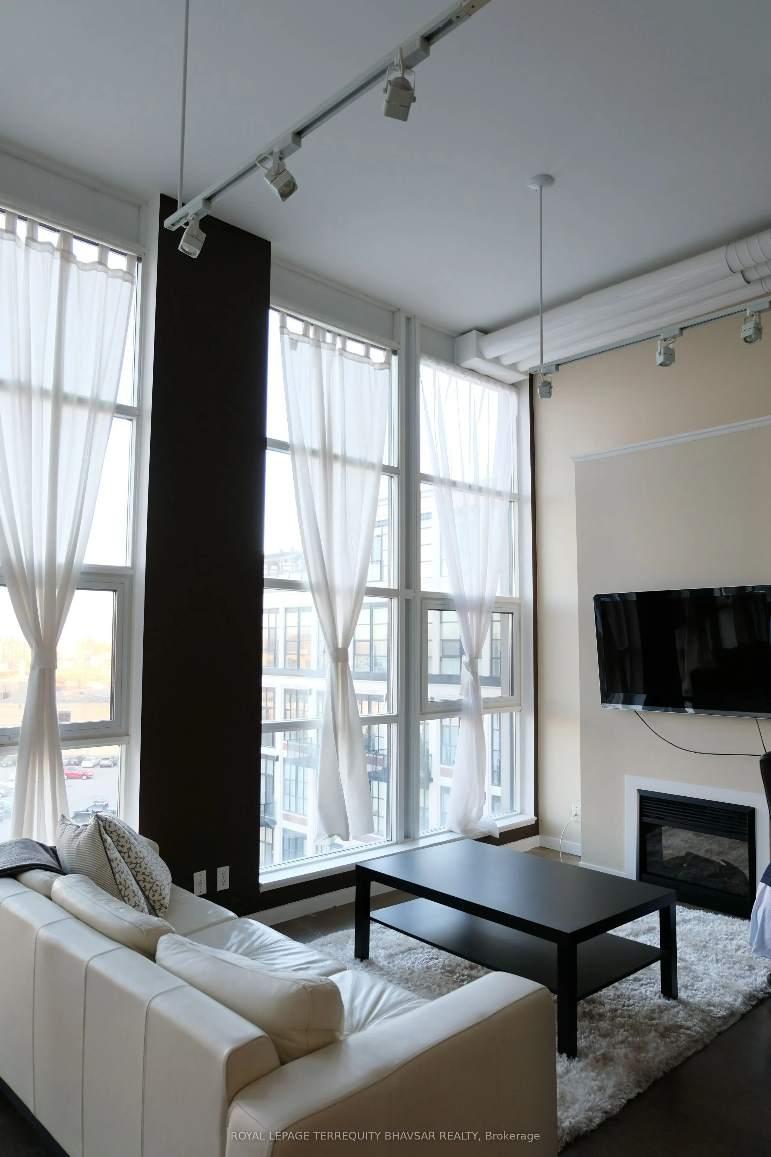 410 King Street W #505