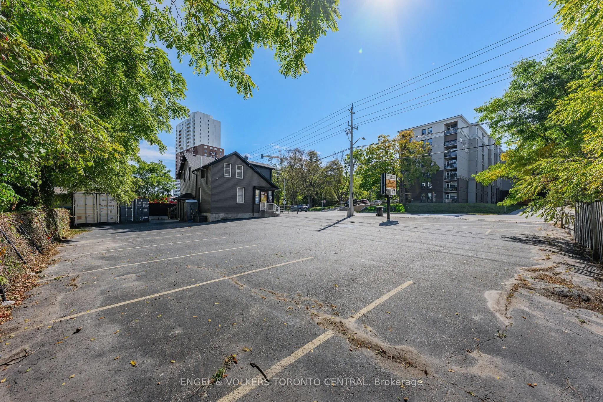3188 King Street E