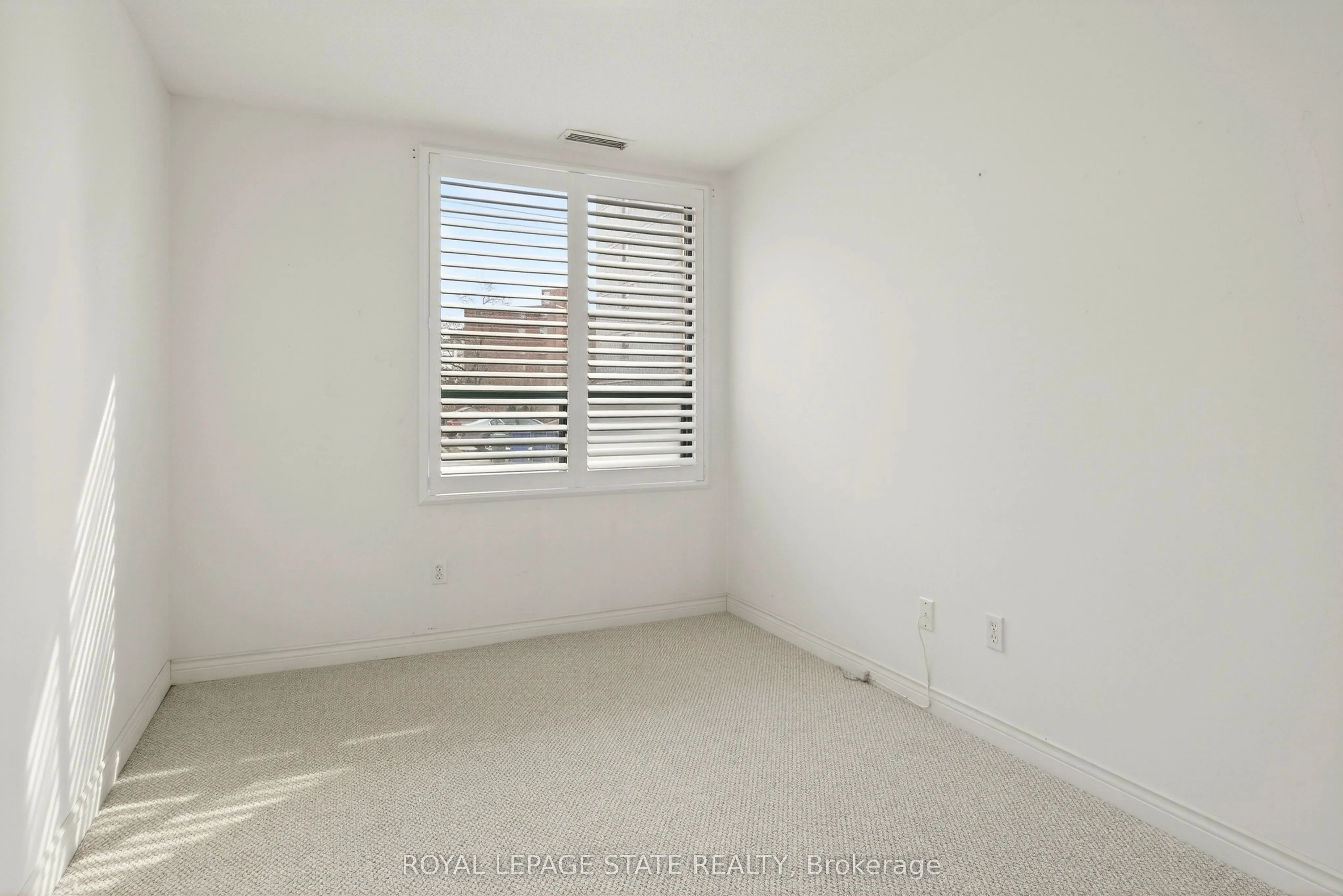 8 Main Street #101