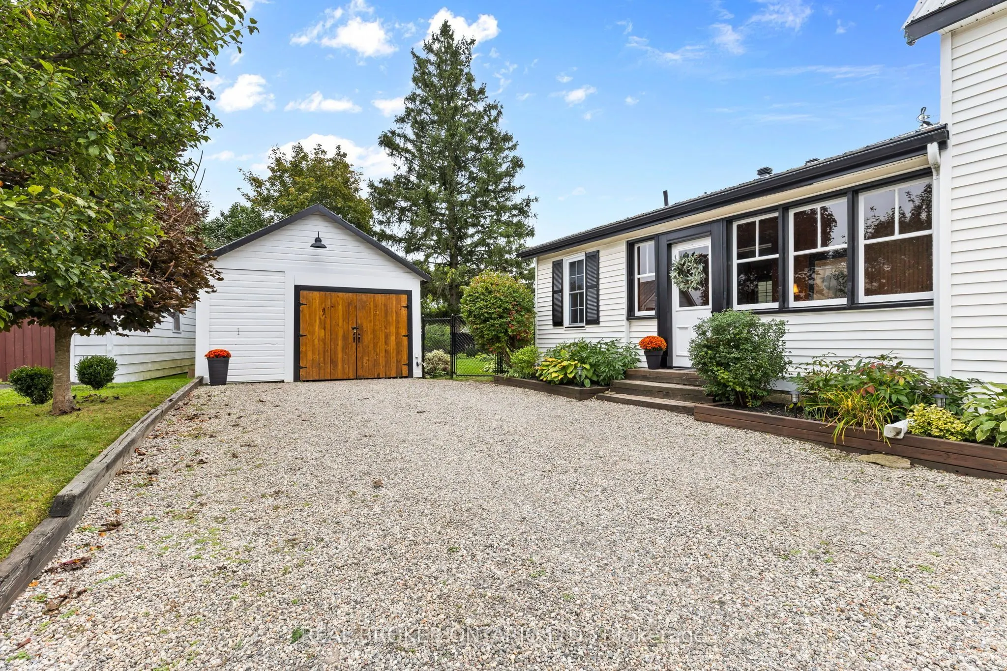 14 Victoria Avenue