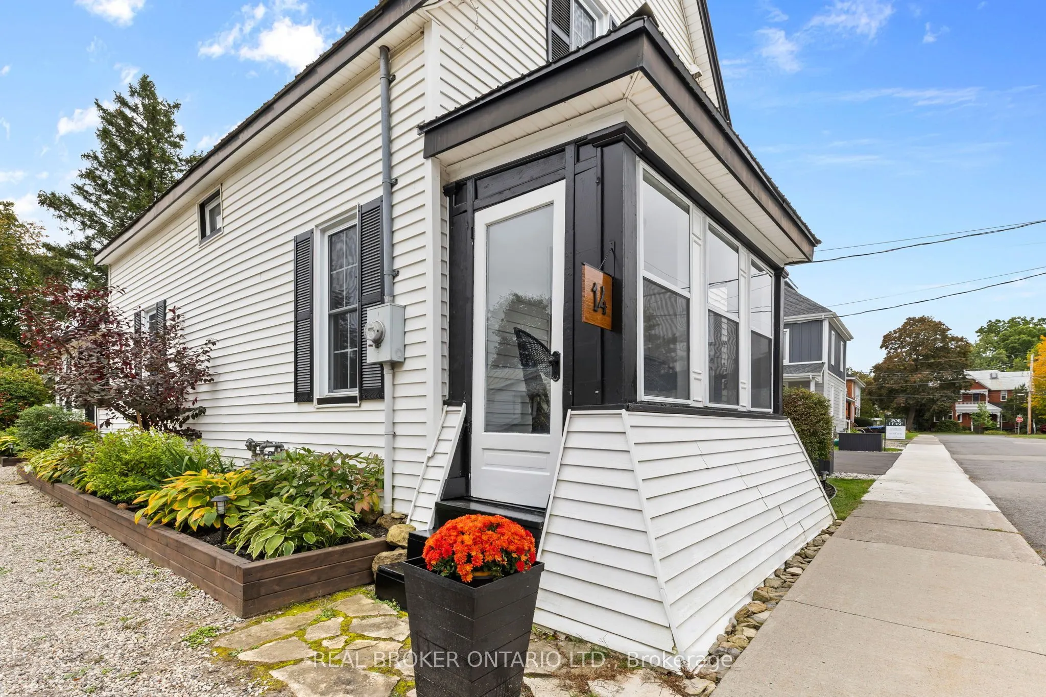 14 Victoria Avenue