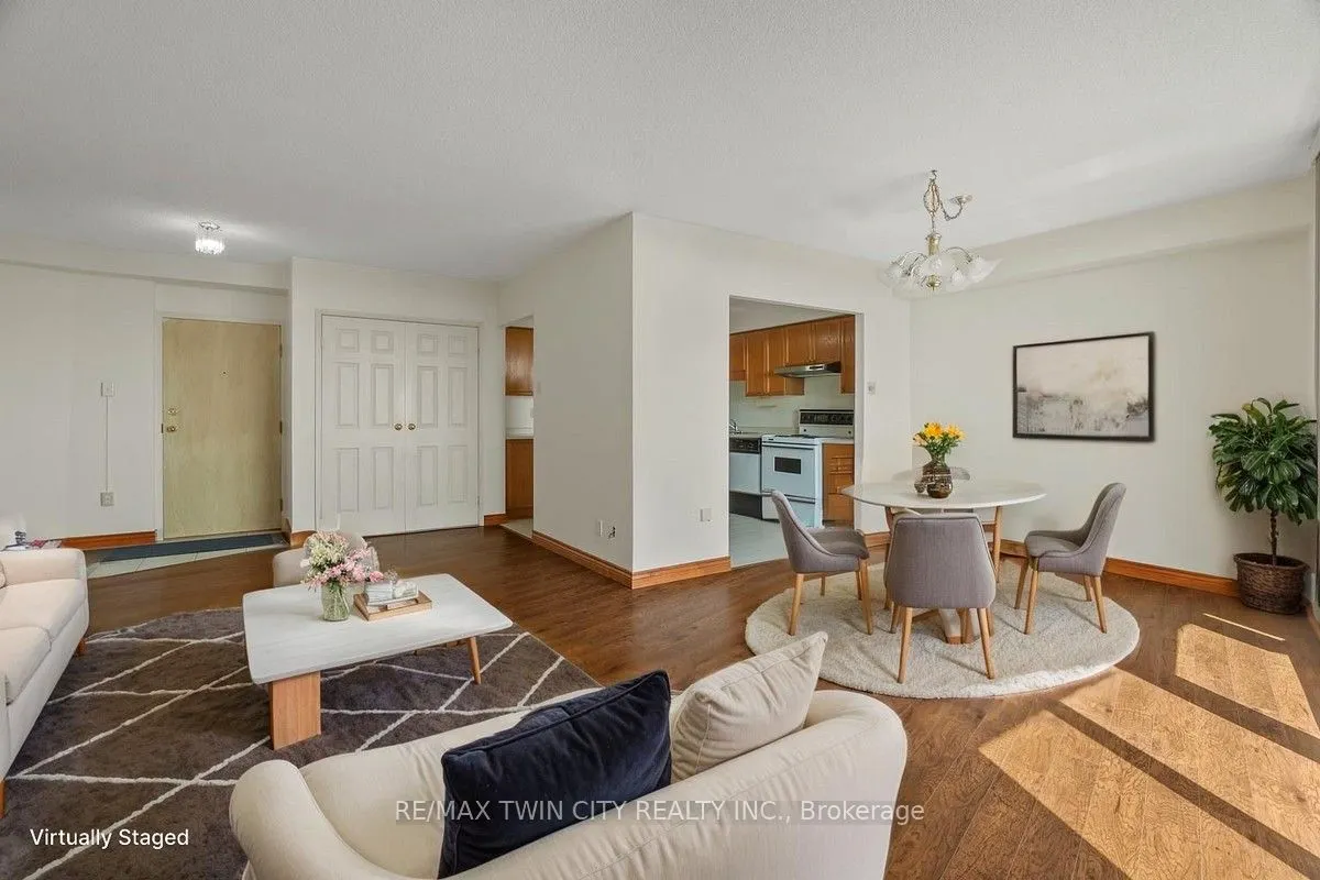 9 Bonheur Court #905