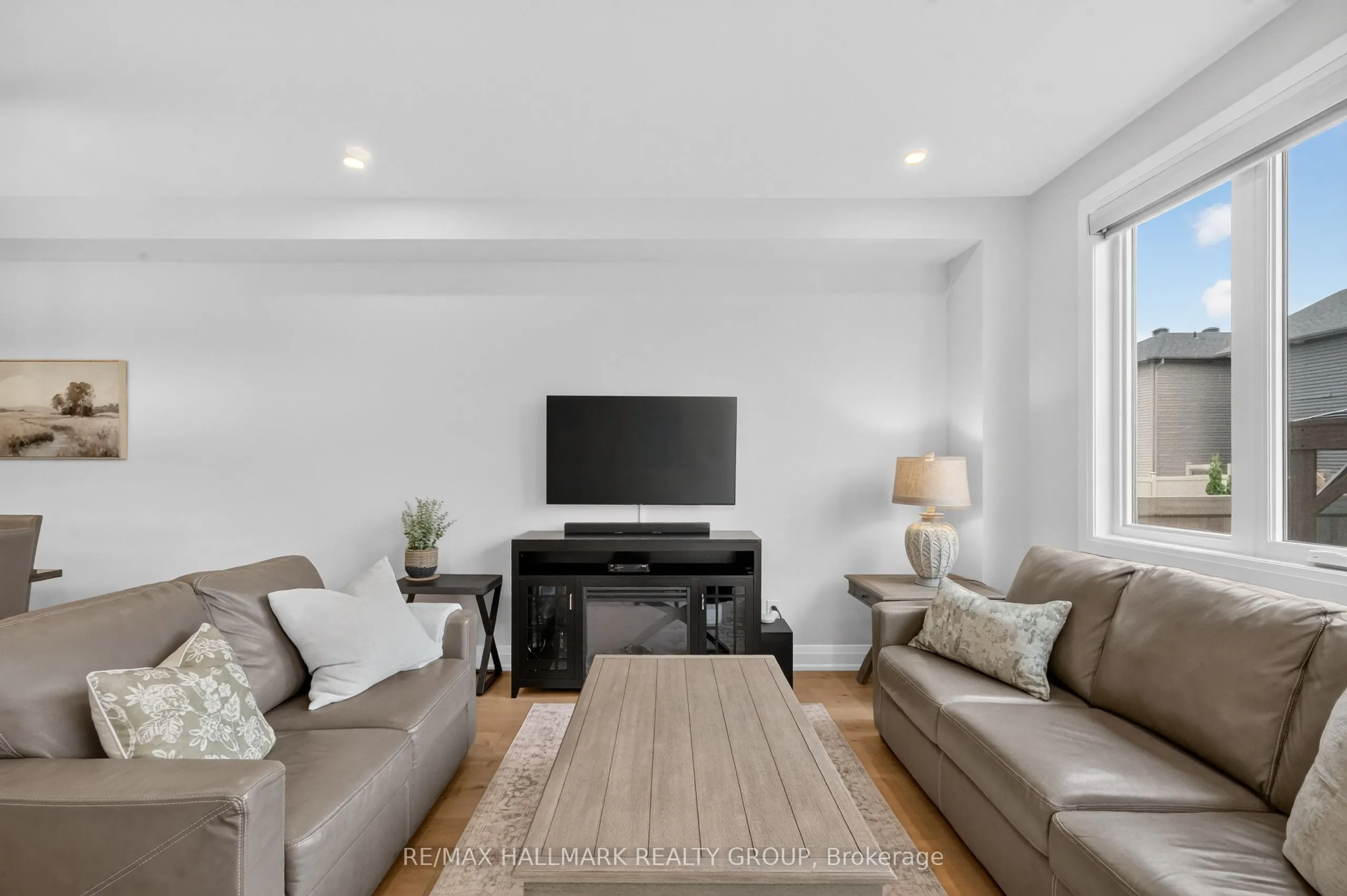 102 Aquarium Avenue