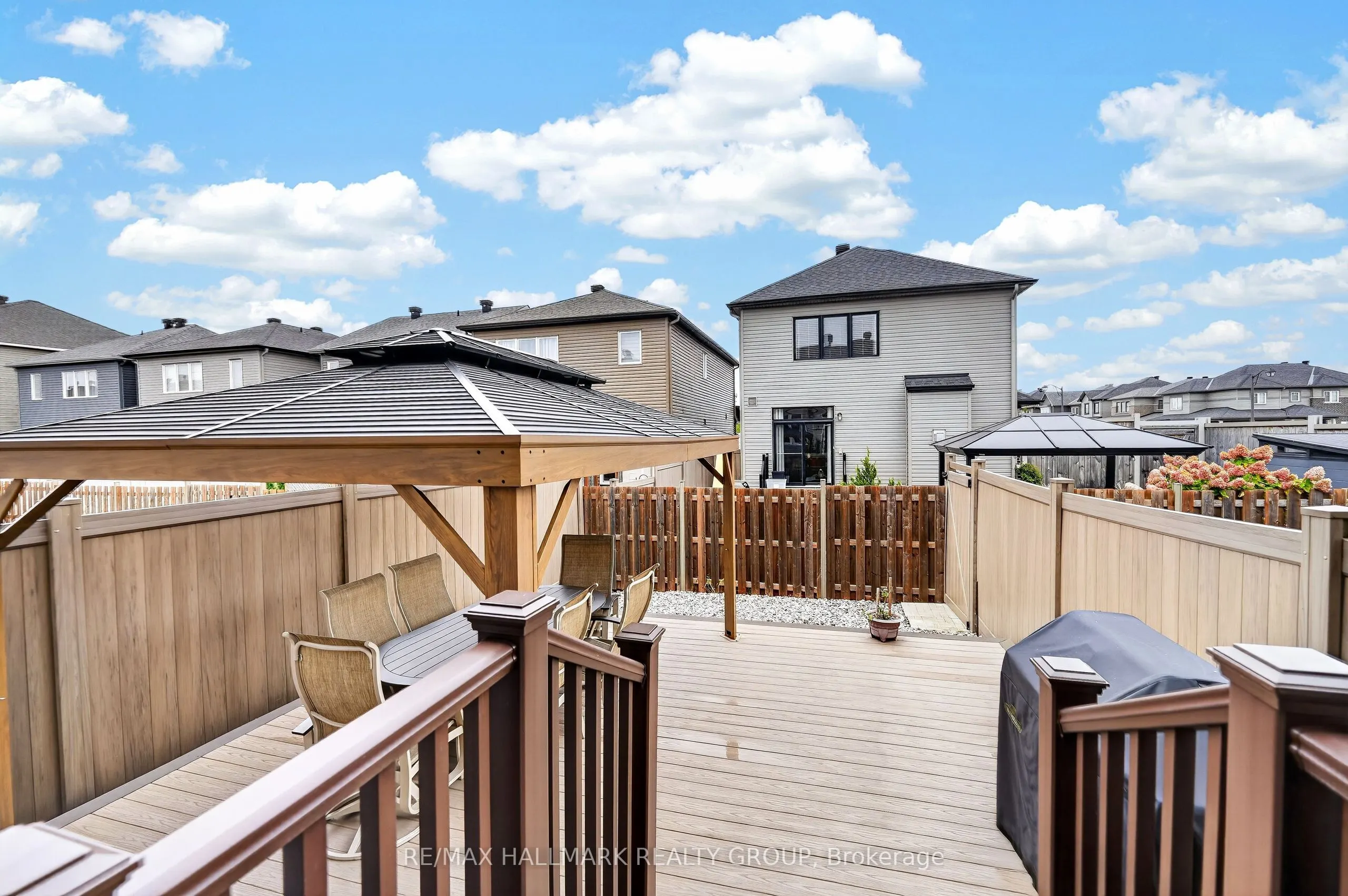102 Aquarium Avenue