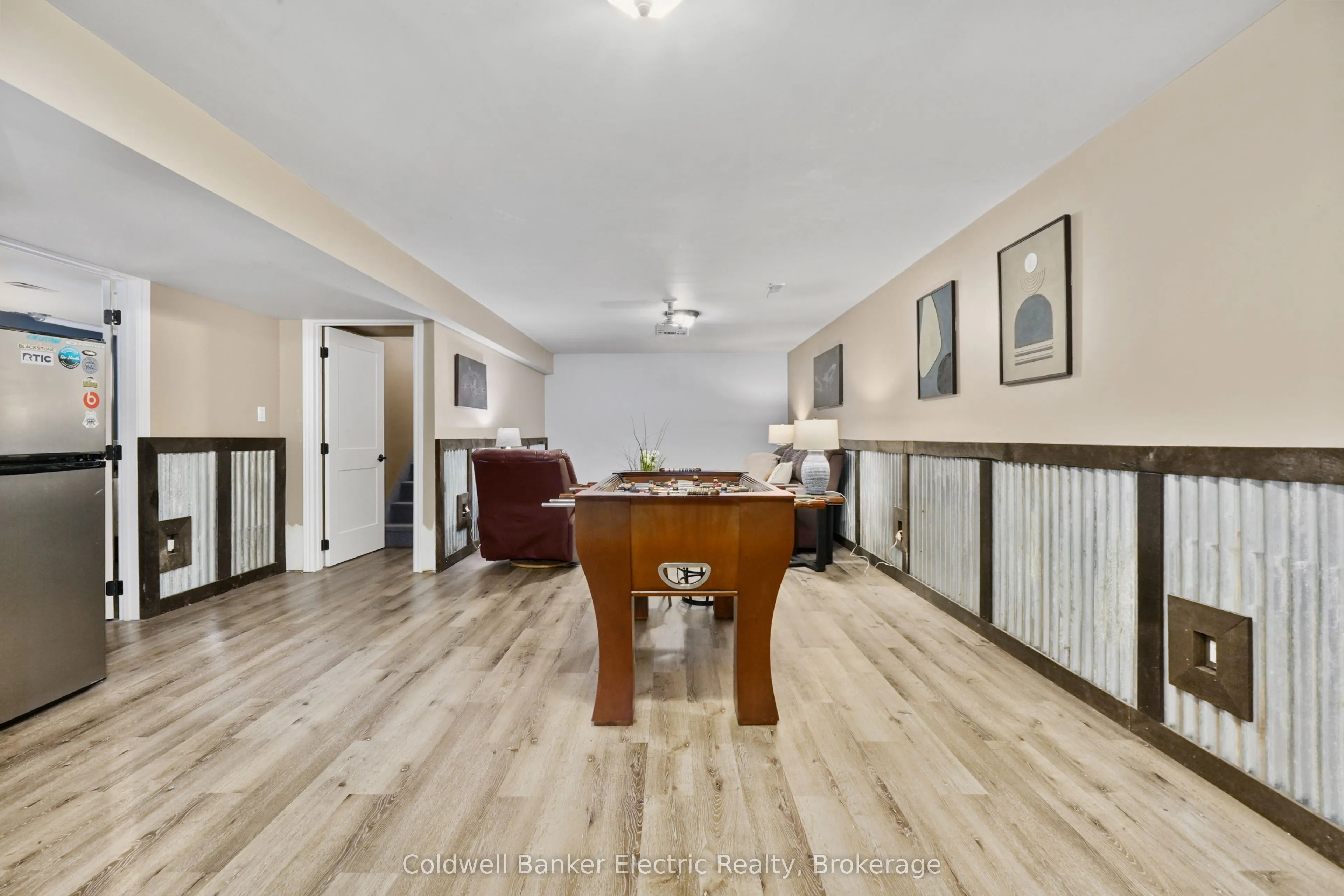 1305 Holden Road