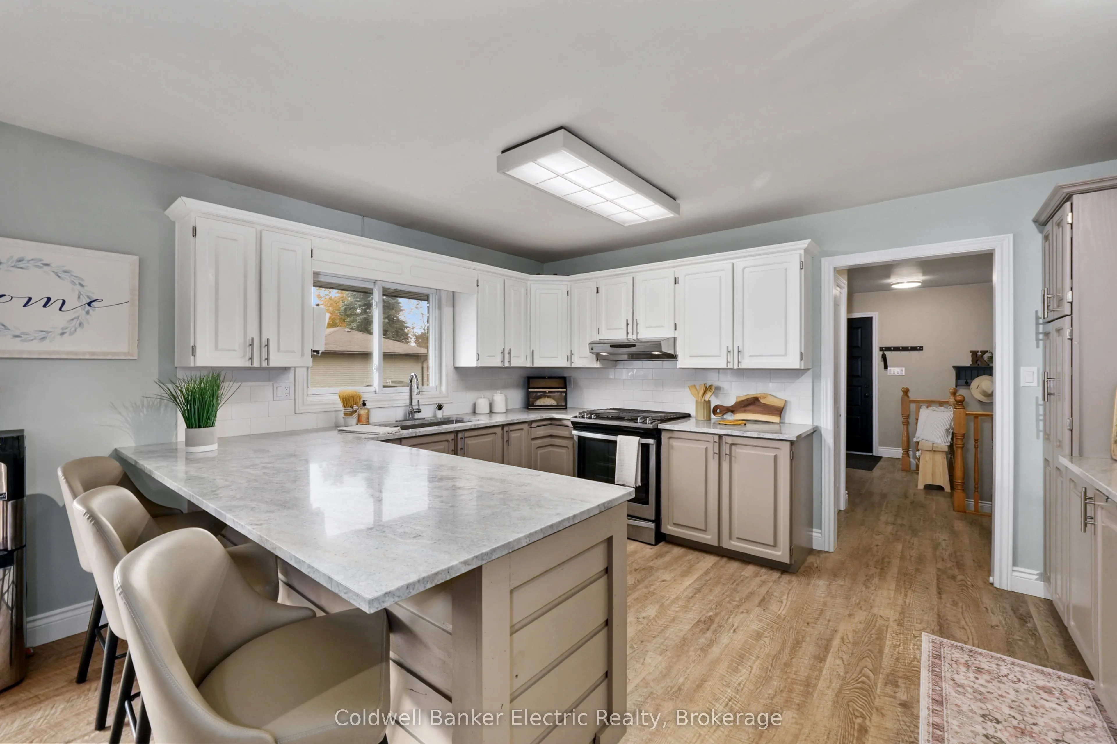1305 Holden Road