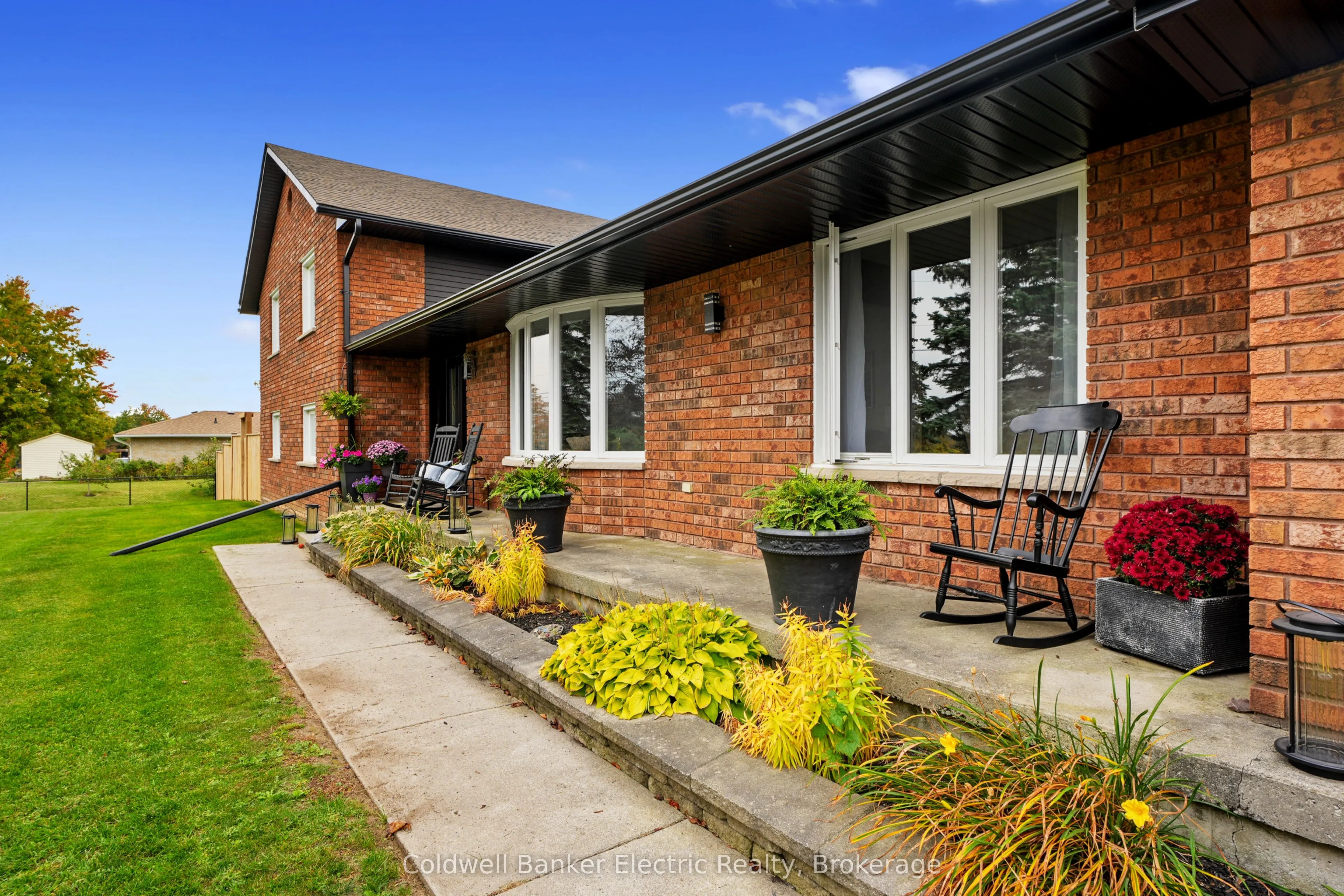 1305 Holden Road