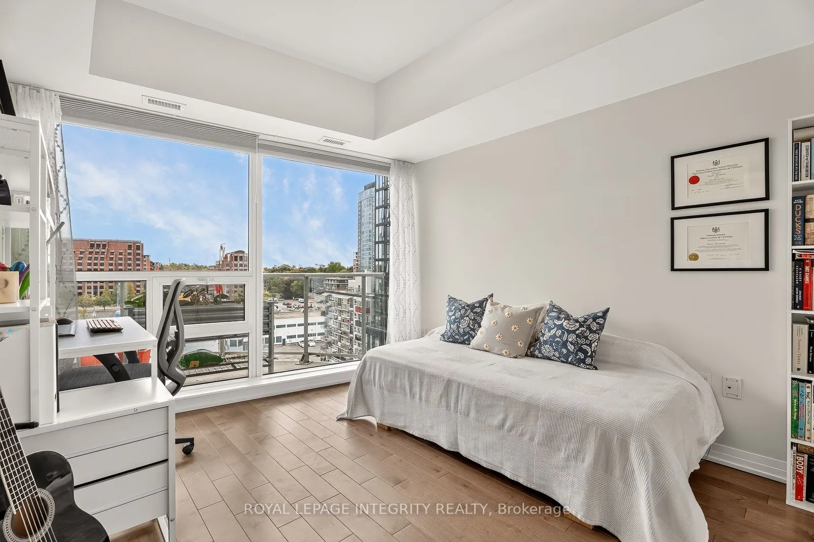 805 Carling Avenue #703