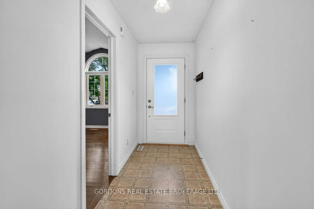 633 Melrose Street