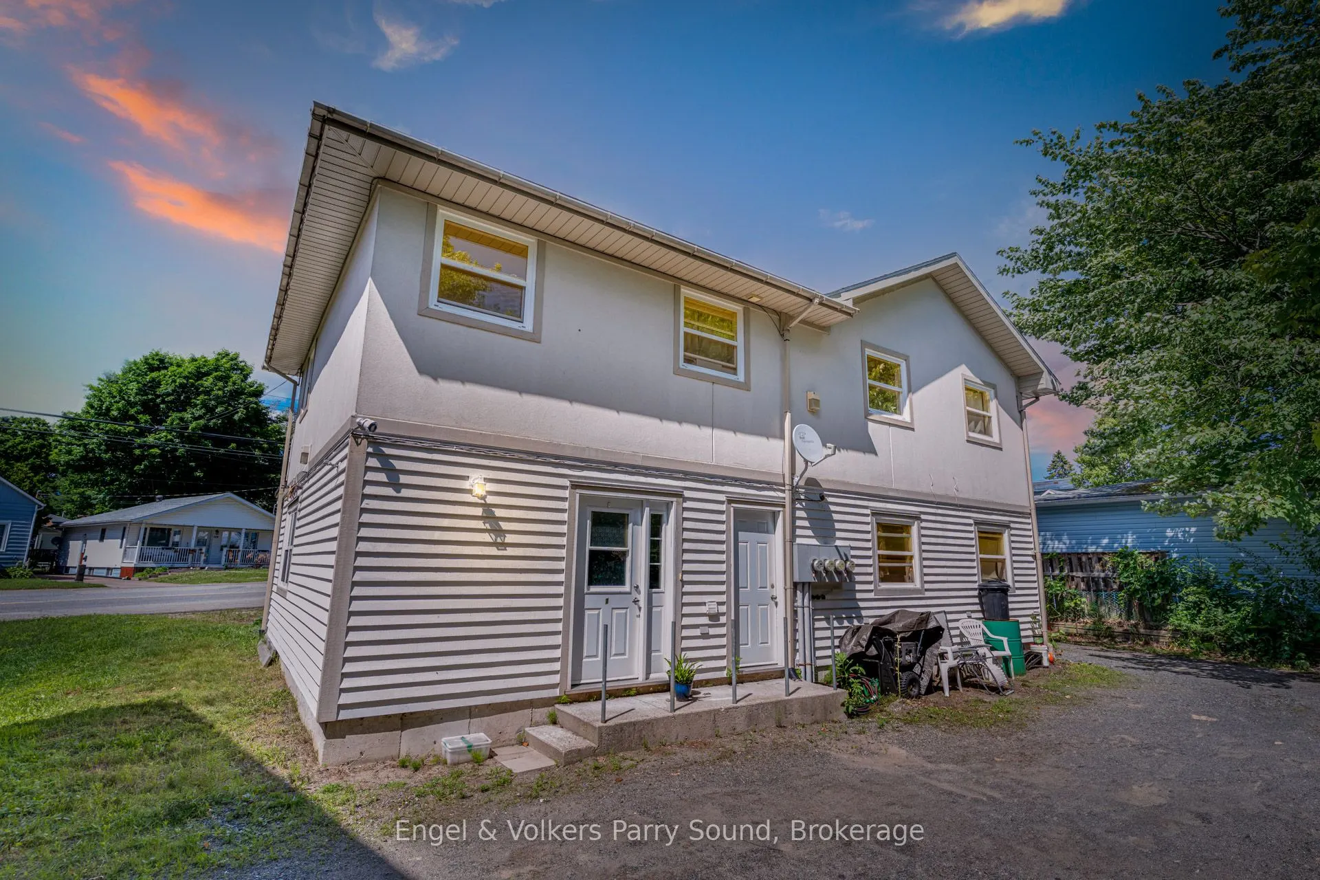 128 ISABELLA Street