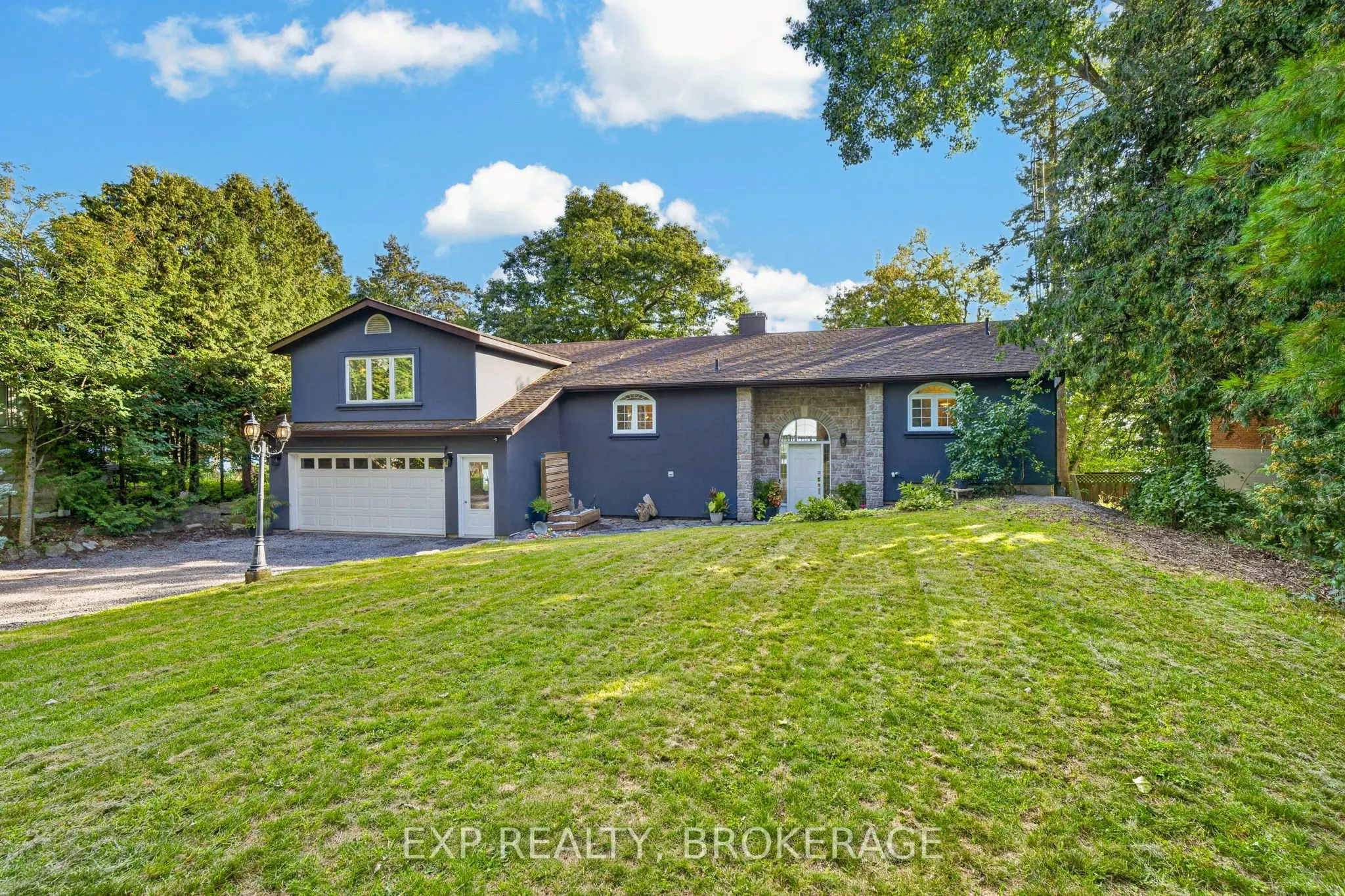182 Nicholson Point Road