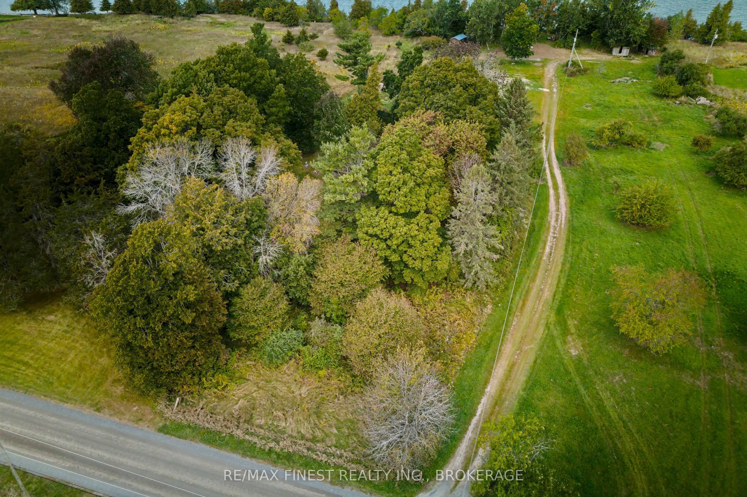 1600 Front Road