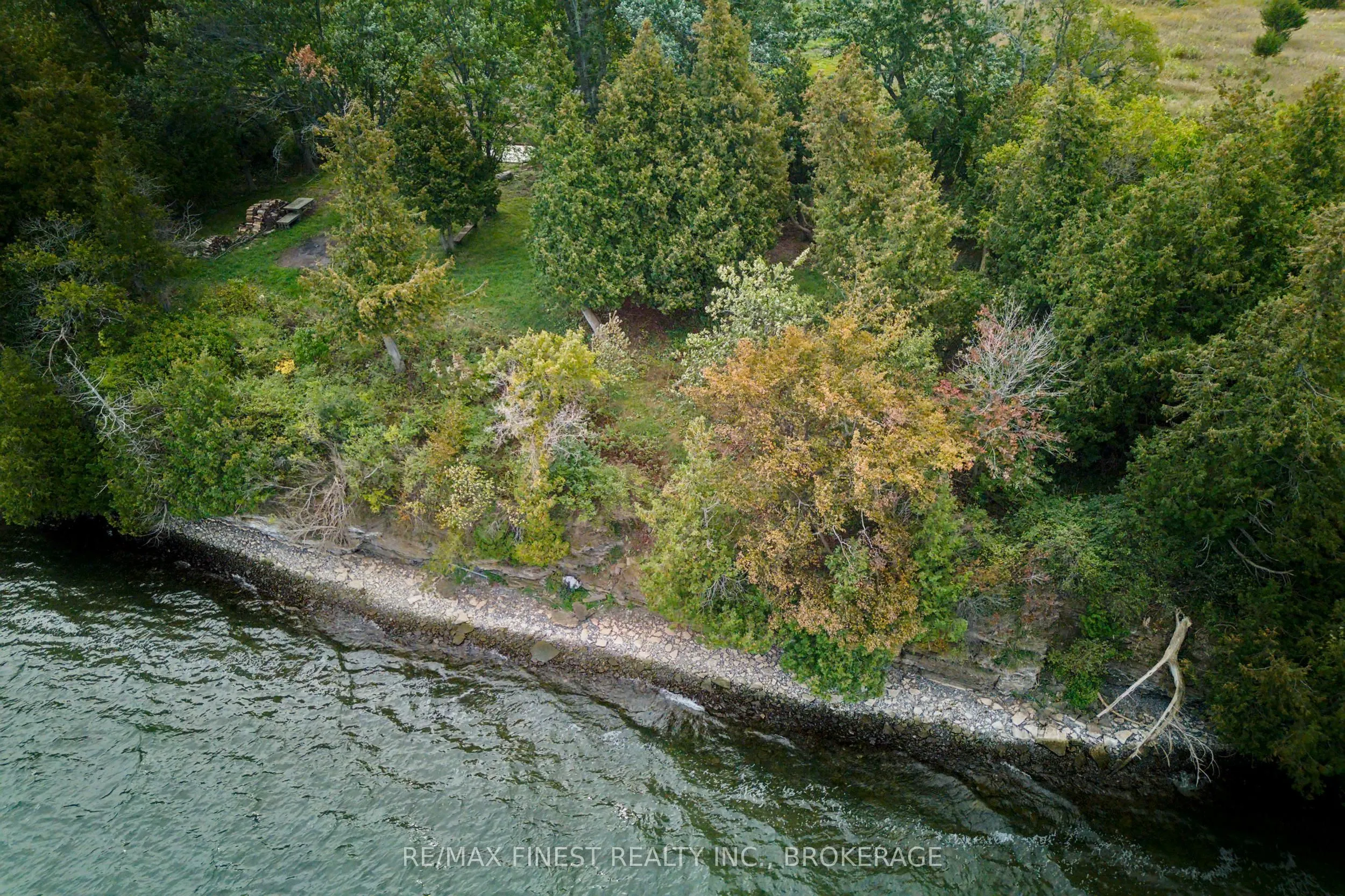1600 Front Road
