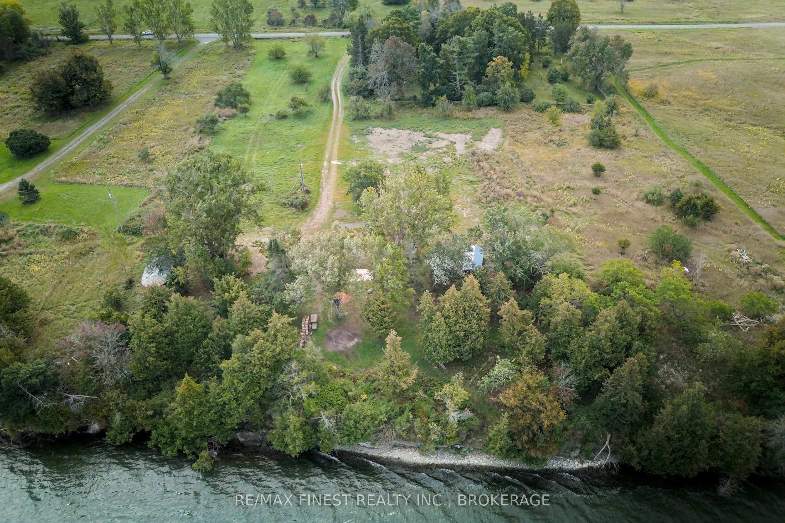 1600 Front Road