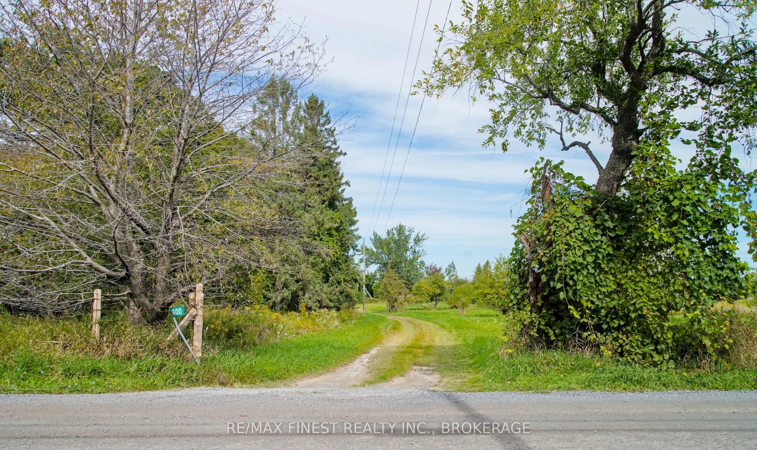 1600 Front Road