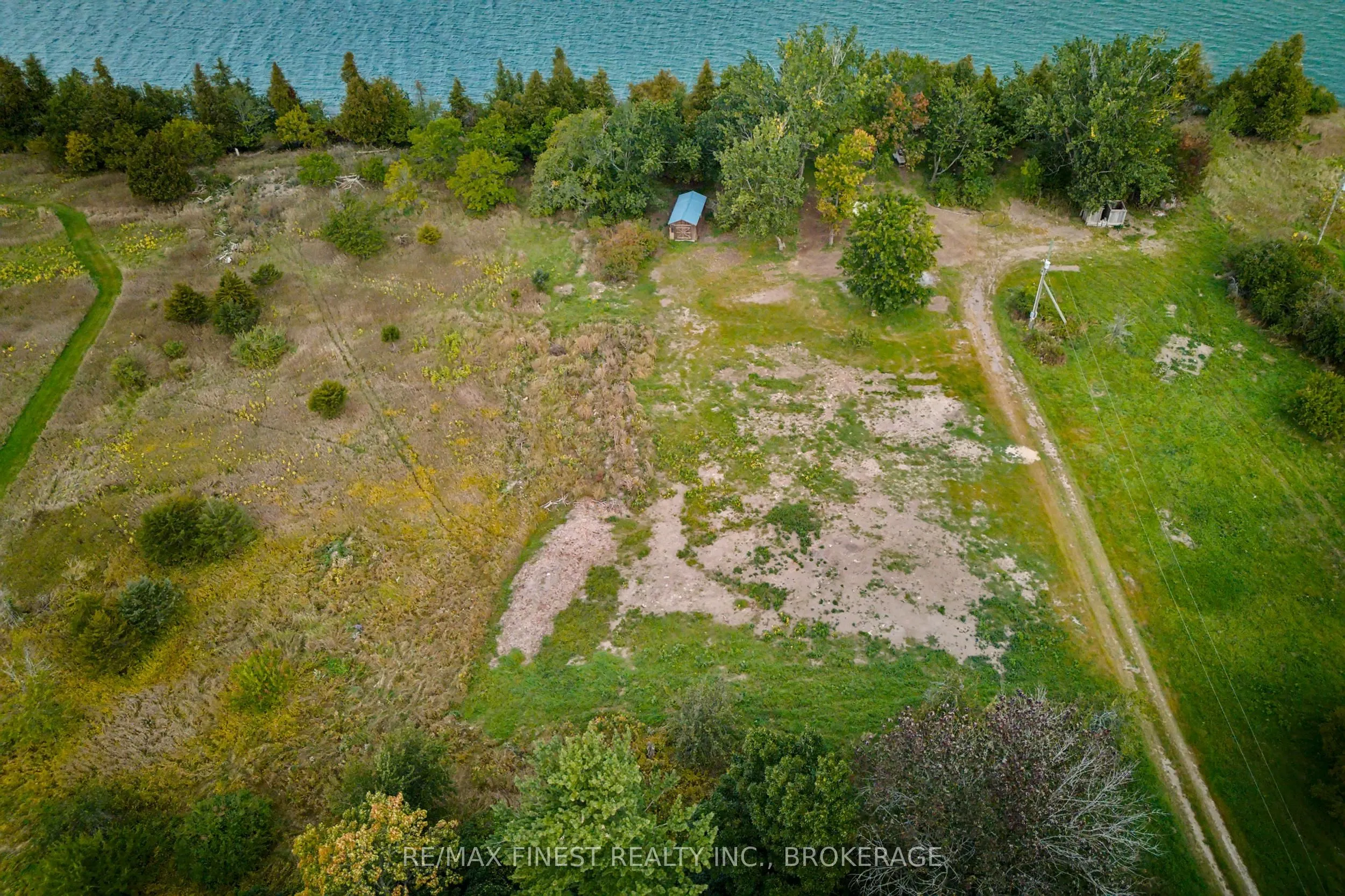 1600 Front Road