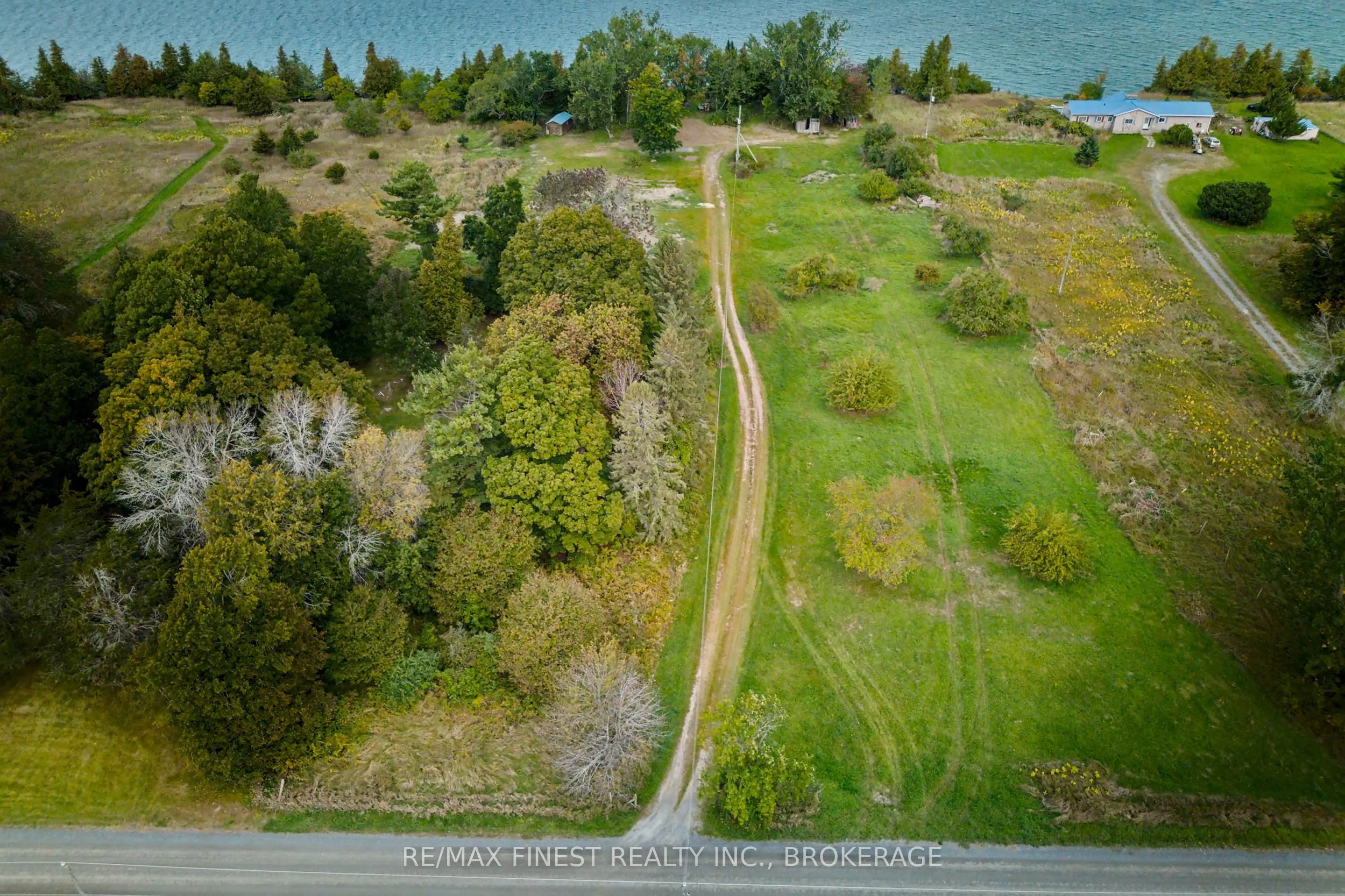 1600 Front Road