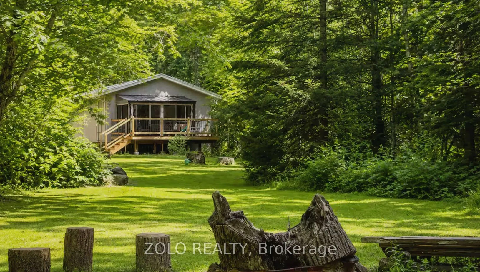886 Monck Road