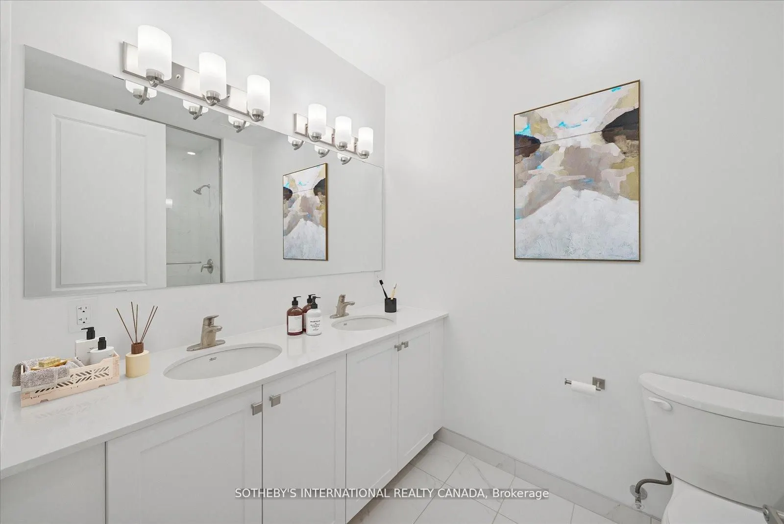19A West Street N #Penthouse 1
