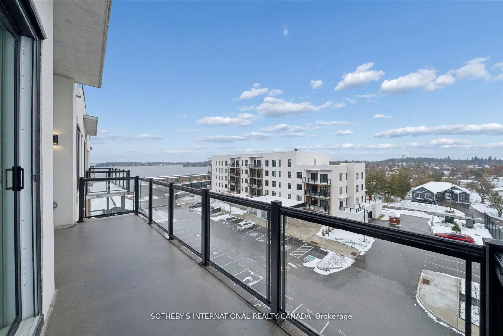19A West Street N #Penthouse 1