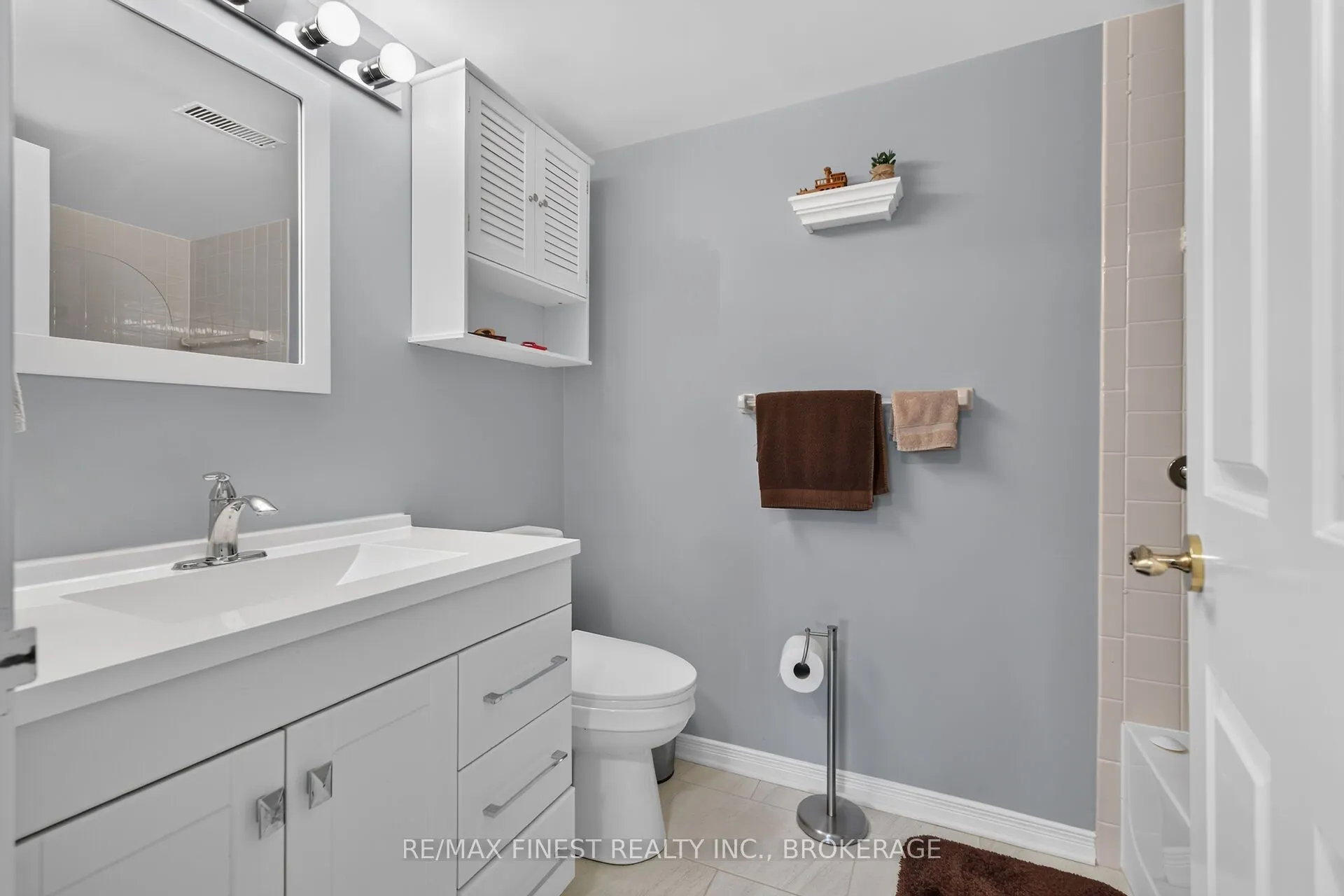 257 Bath Road #502
